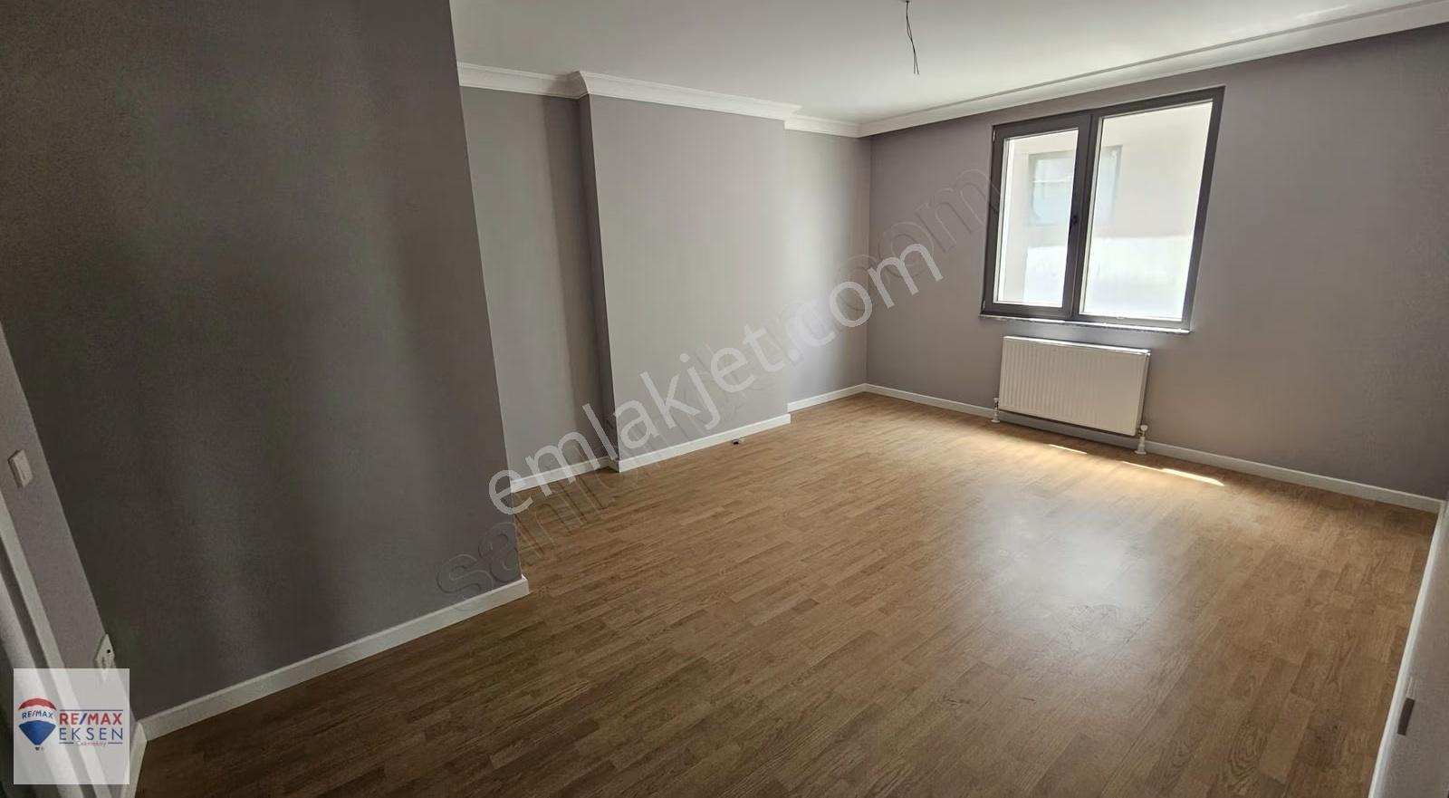 Satılık Üsküdar Burhaniye'de 259 M2 5+1 Dublex Daire Otoparklı - Görsel 32