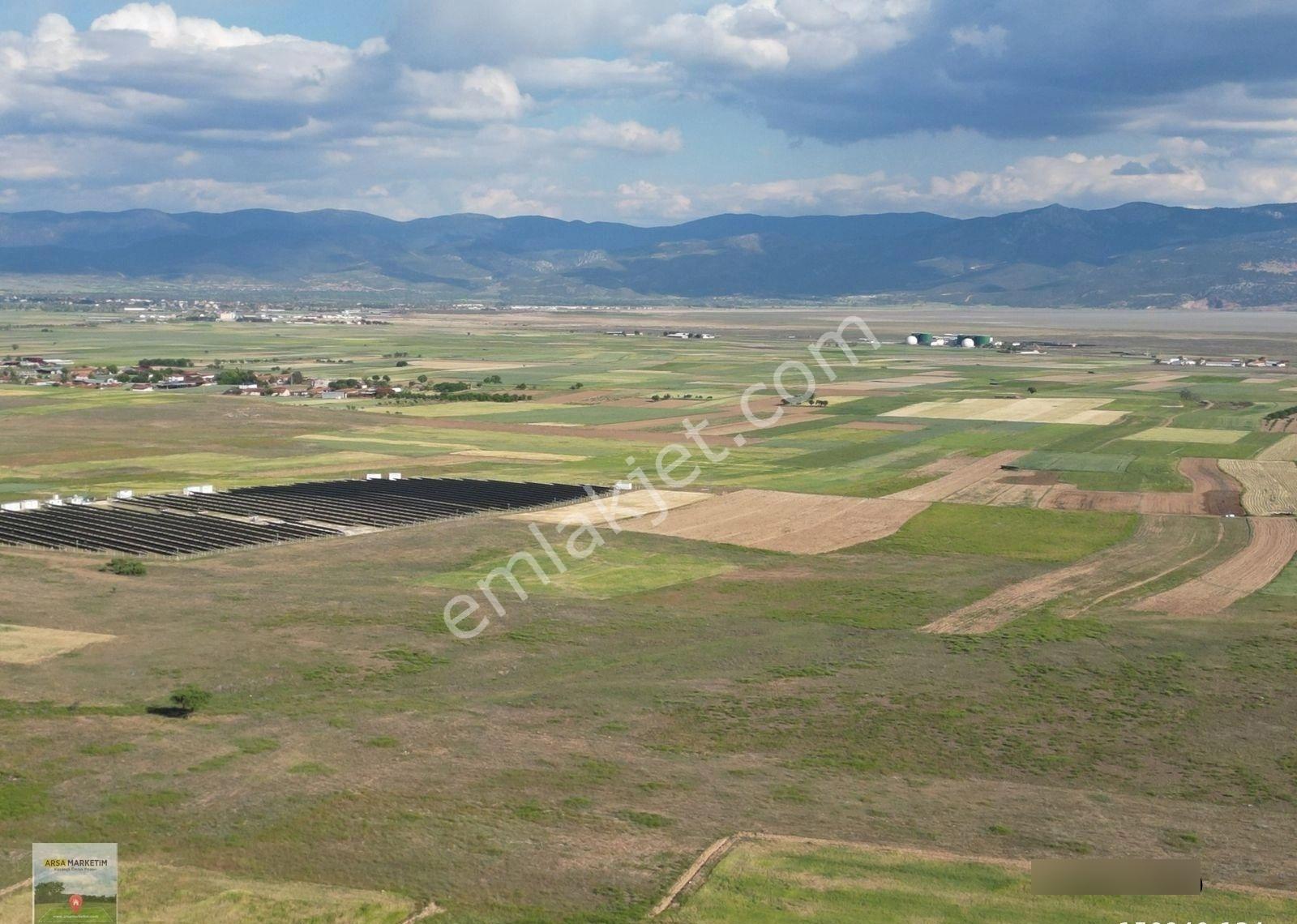 Dazkırı Yüreğilde 2.800 M2 Tek Tapu Satılık Tarla - Görsel 3