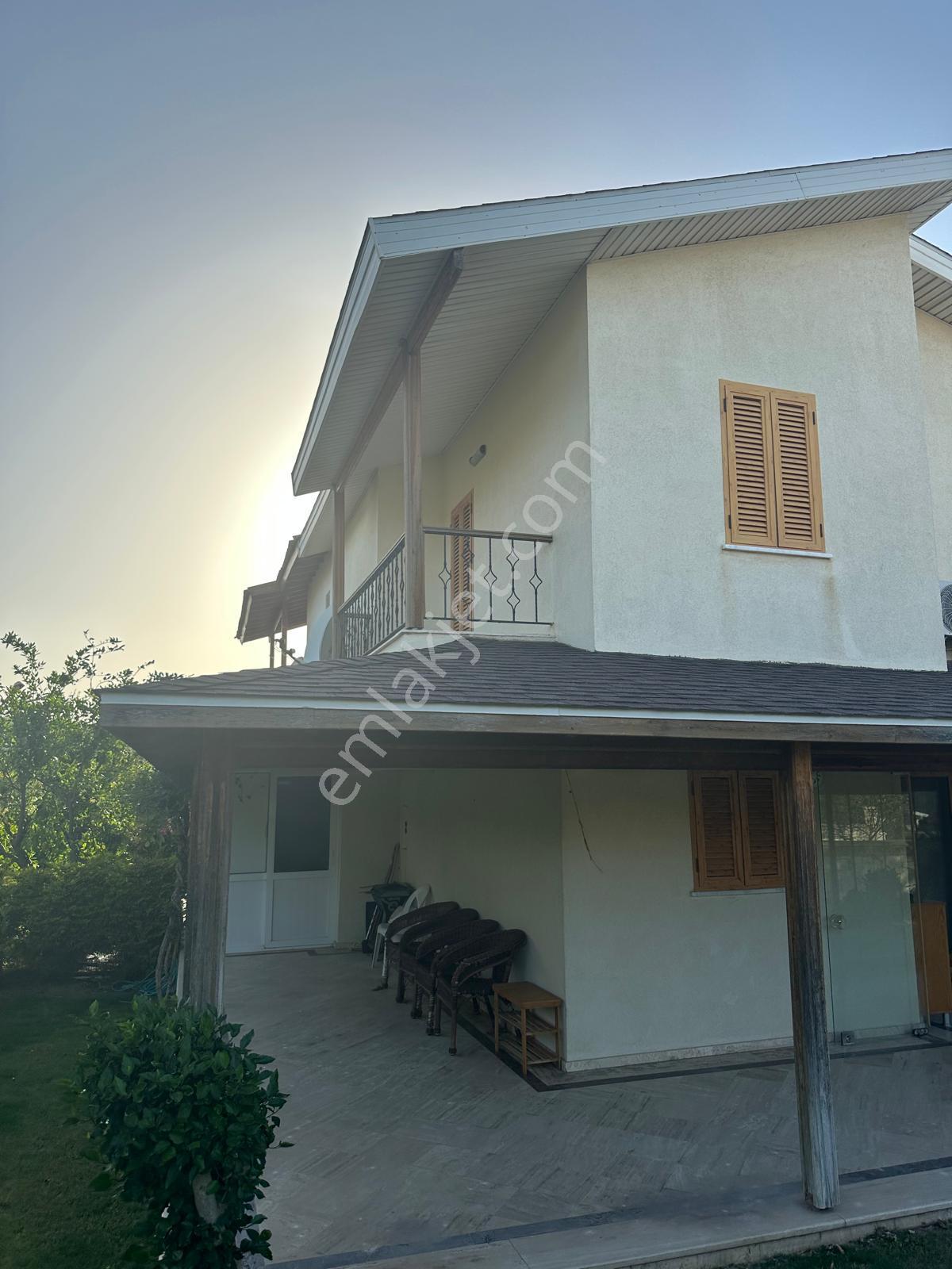 Çeşme Dalyan Marina Ve Sakızlıkoy Plajına Yakın Satılık Villa - Görsel 24