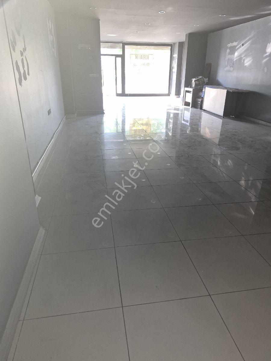 Beylikdüzü Atakent Caddesi Üzerinde 230 M Kiralık Dükkan - Görsel 5