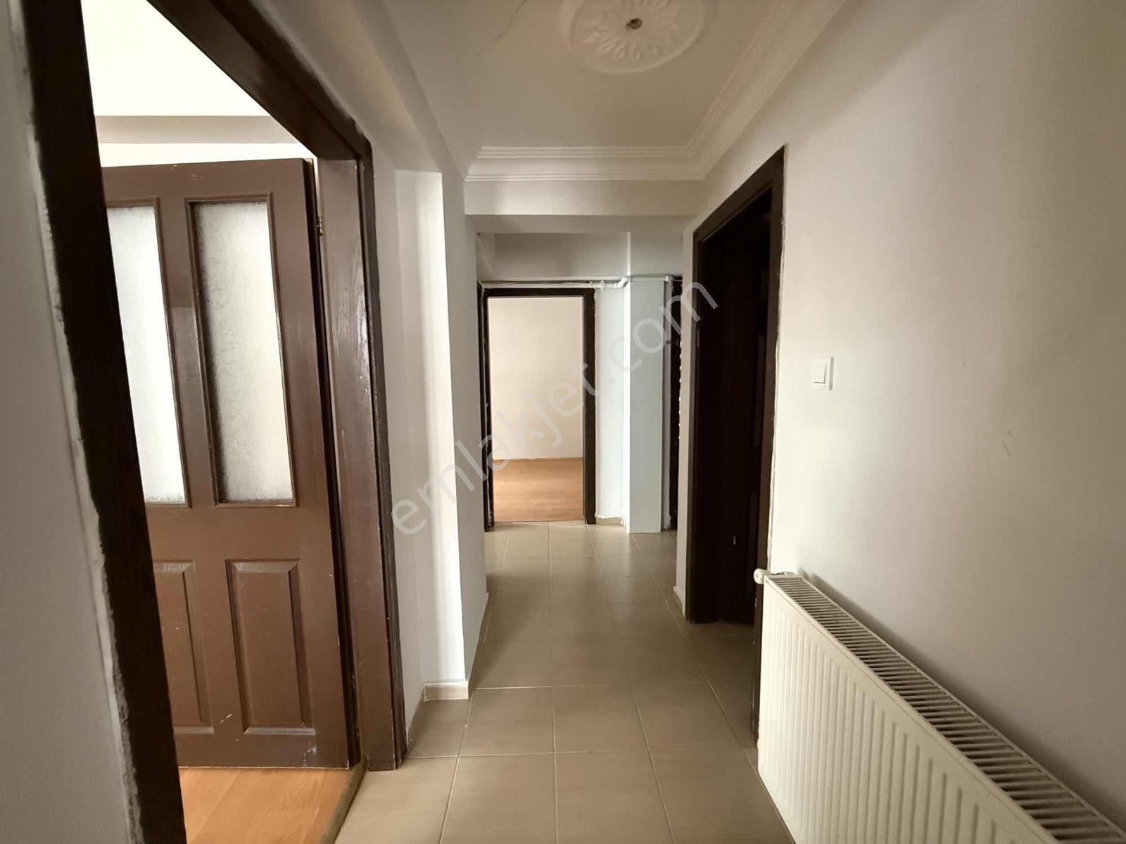 Bağımsız Kiralık Boyalı 2+1 Yüksek Masrafsız Daire - Görsel 9