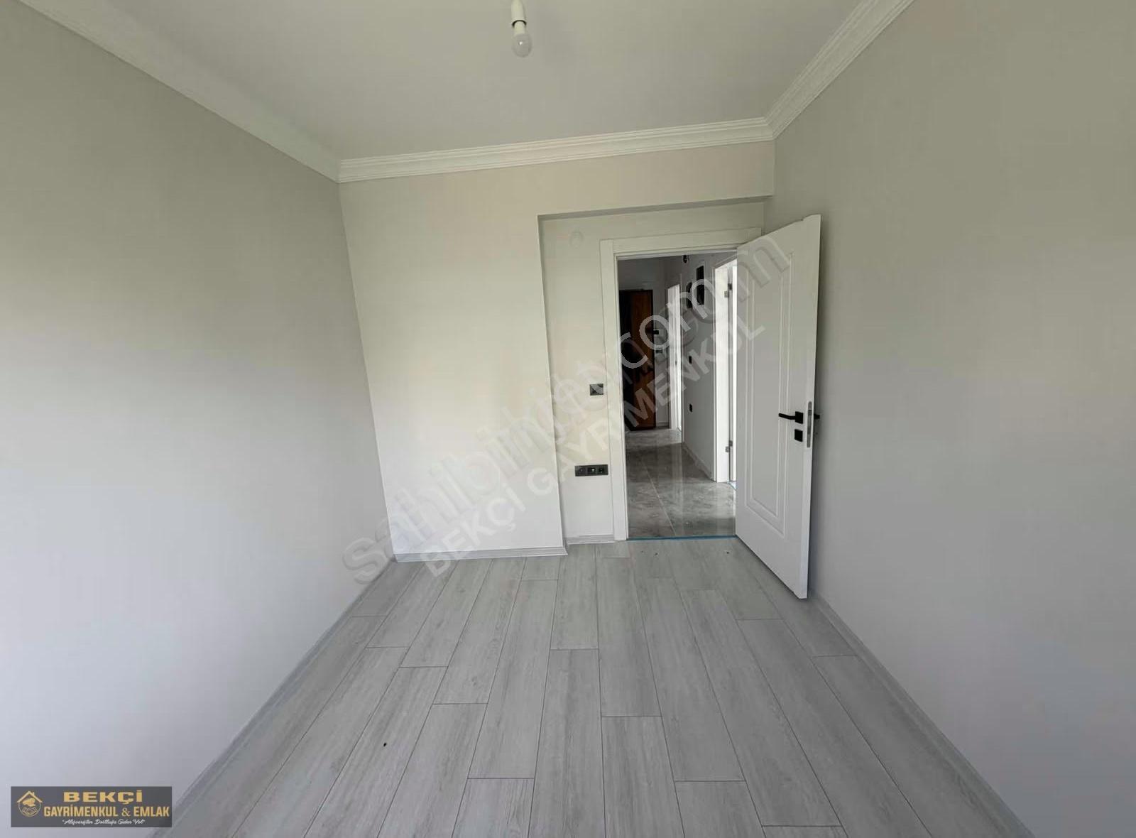 Esentepe Mah. 2+1 Eşyasız Kiralık Daire - Görsel 2
