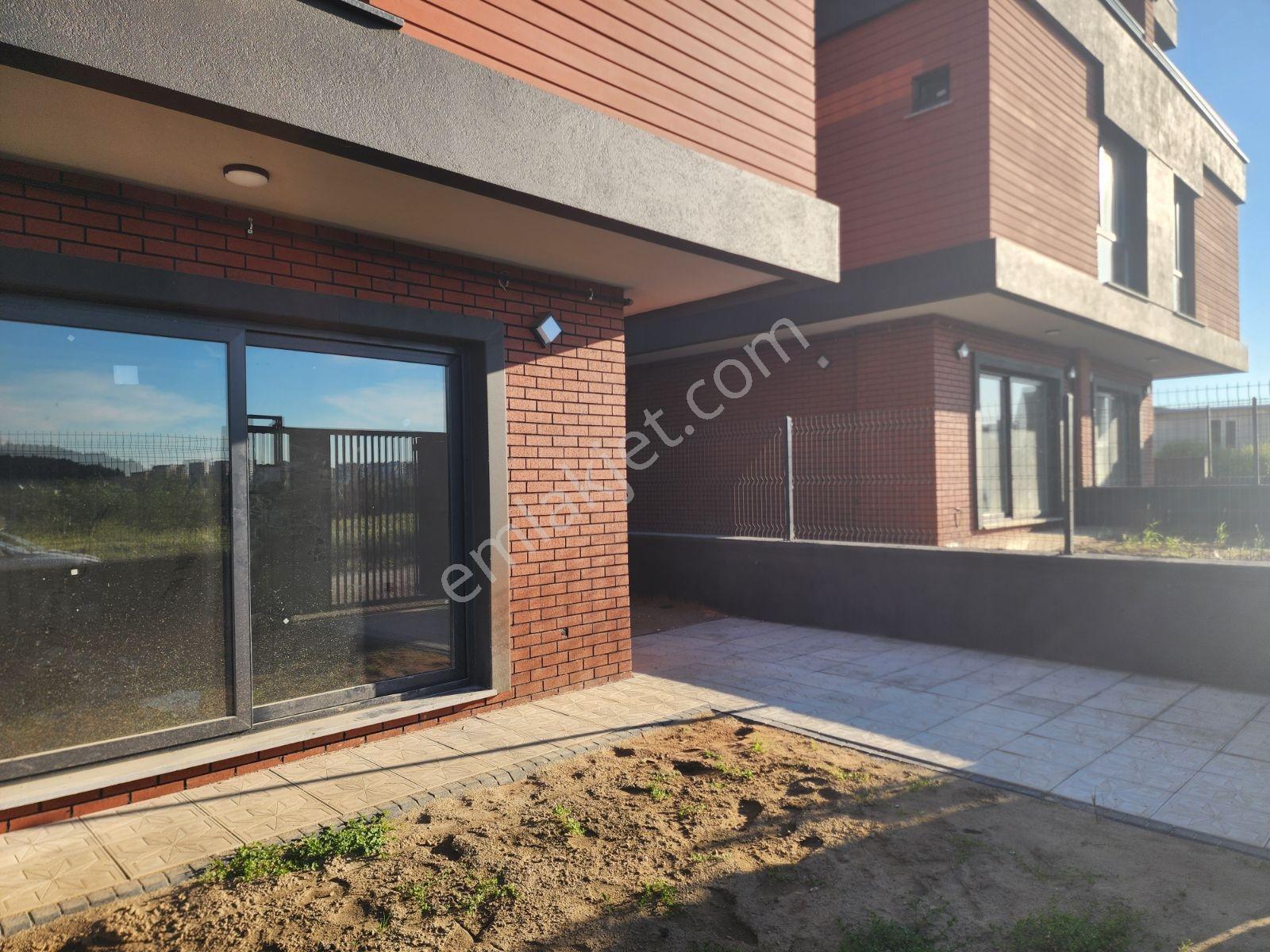 Panoramik Manzaralı, Takasa Açık 4+1 Harika Villa - Görsel 40