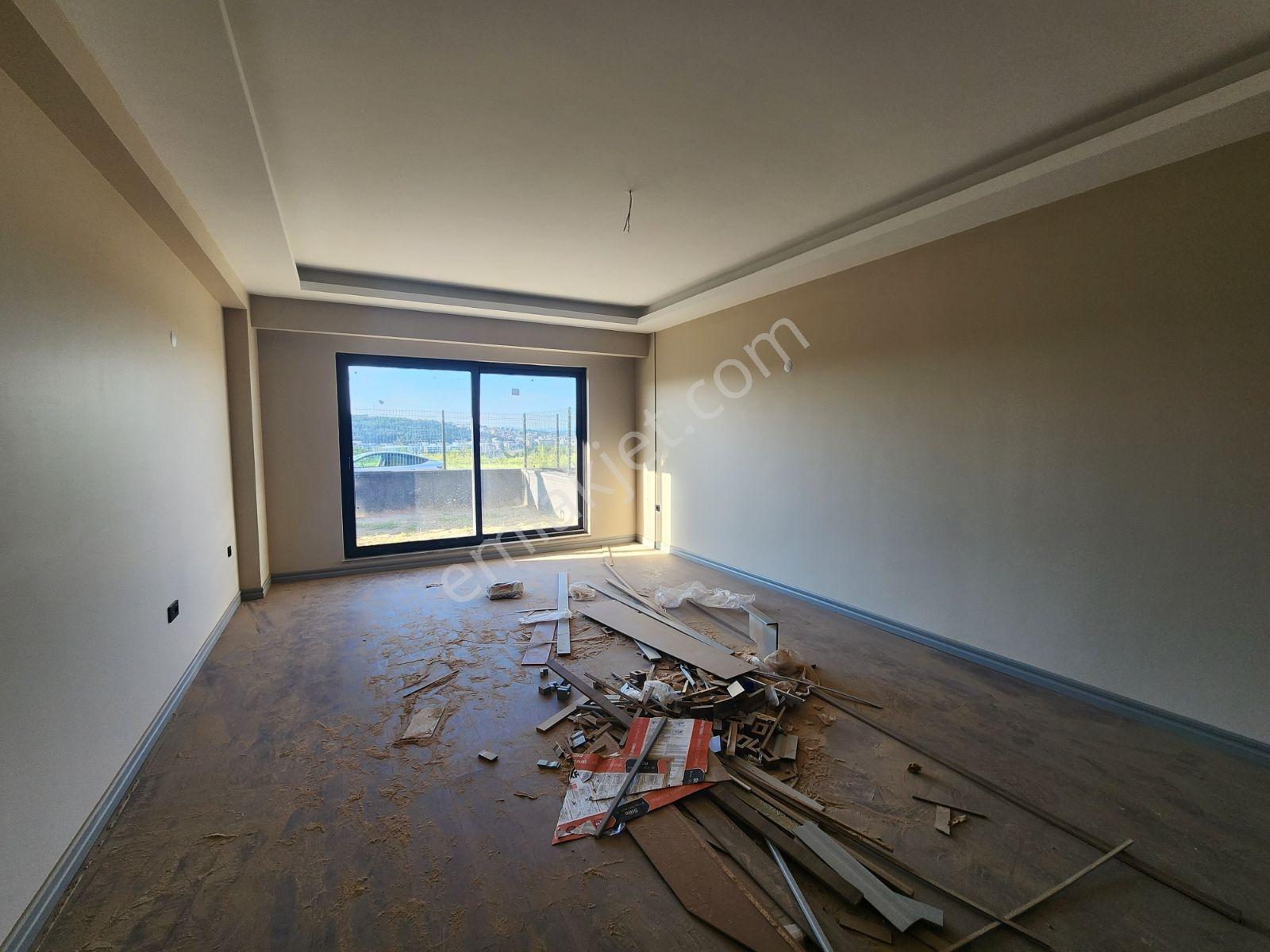 Panoramik Manzaralı, Takasa Açık 4+1 Harika Villa - Görsel 33