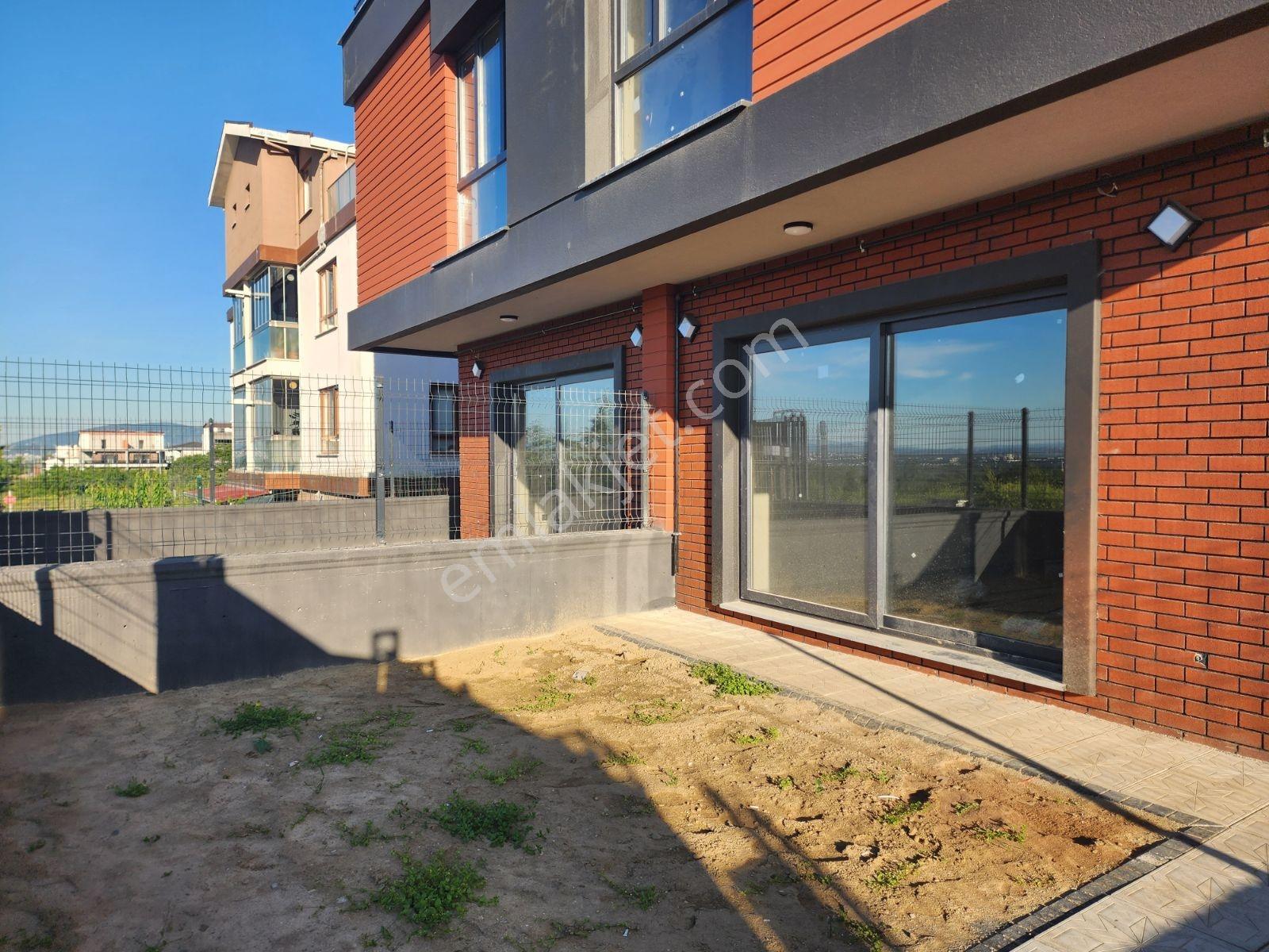 Panoramik Manzaralı, Takasa Açık 4+1 Harika Villa - Görsel 36