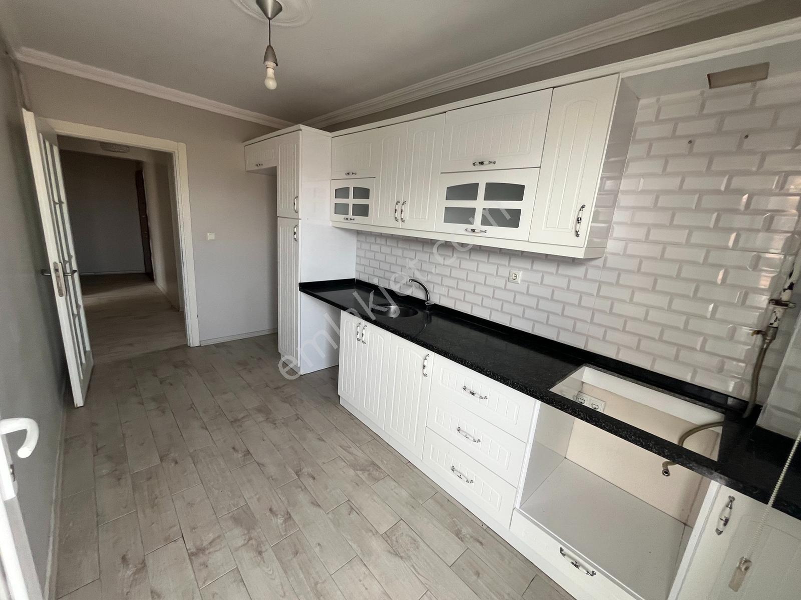 Beyhekim Hast. Yanı Yerden Isıtmalı Kiralık Temiz Daire - Görsel 34