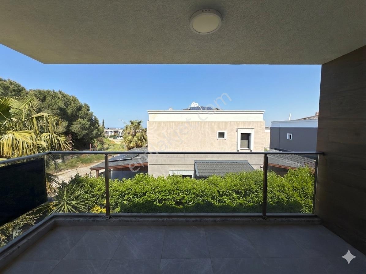 Kuşadası Davutlar 5+1 158m2 Müstakil Havuzlu Villa - Görsel 15