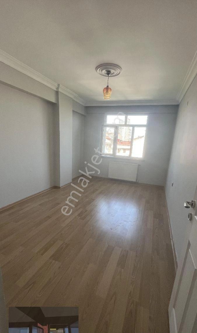 Güzelyurt Metrobüse 2 Dakika Yürüme 3+1 .130m2 Kiralık Daire - Görsel 35