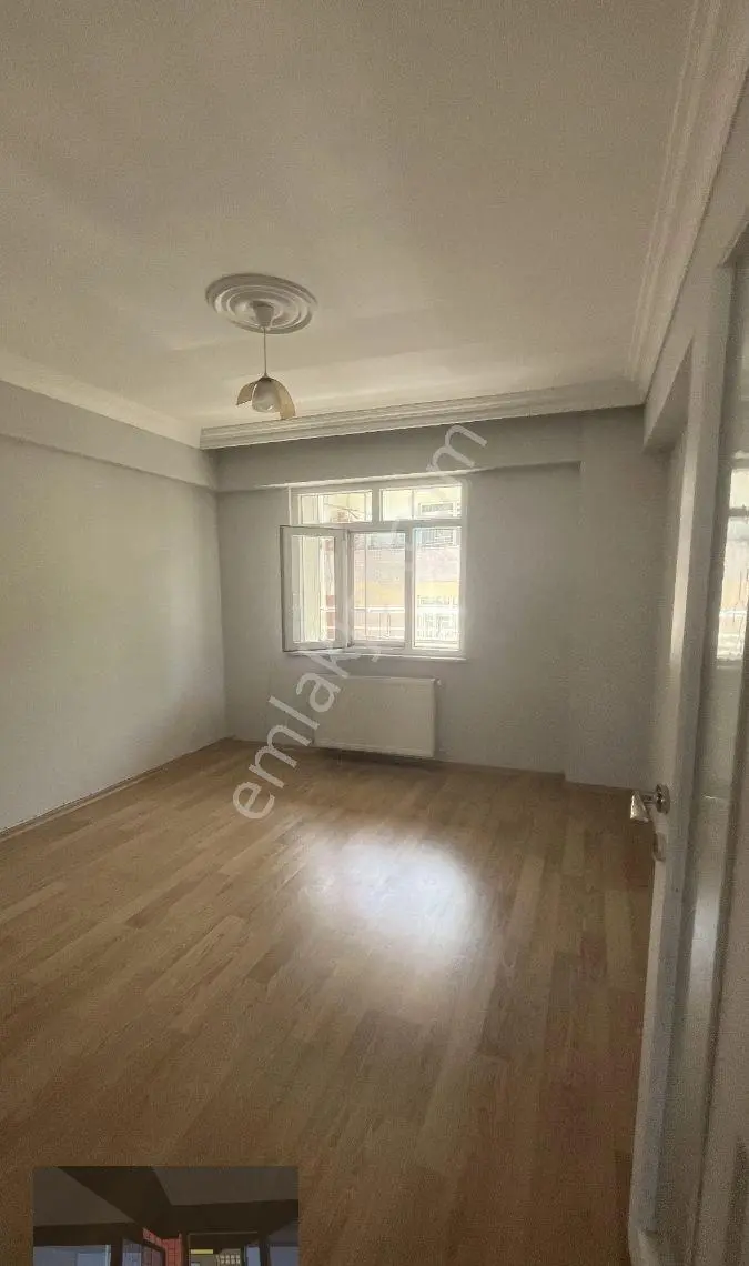 Güzelyurt Metrobüse 2 Dakika Yürüme 3+1 .130m2 Kiralık Daire - Görsel 19
