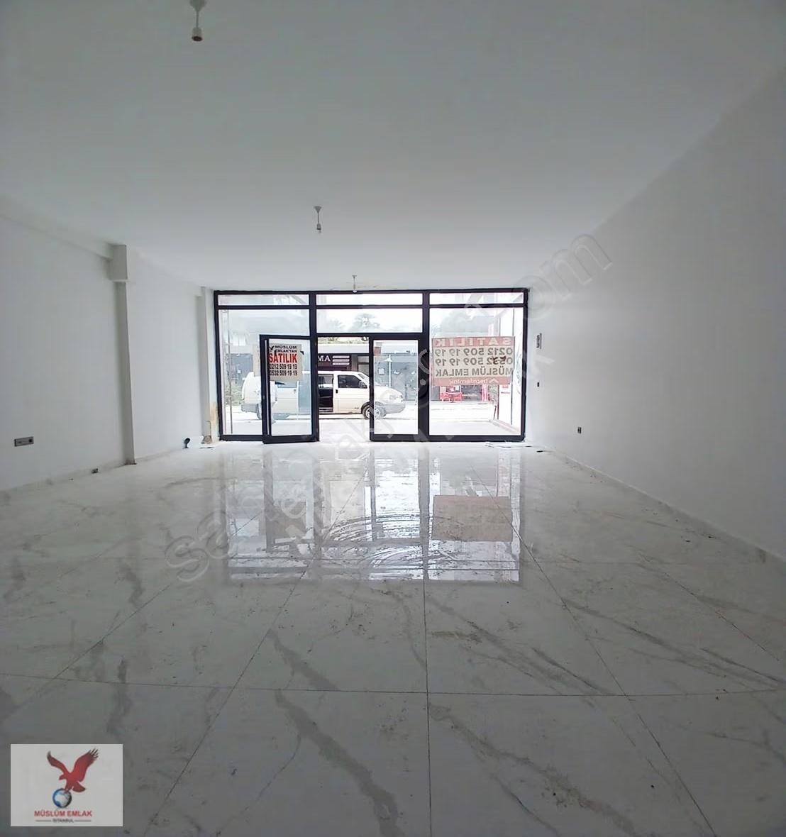 Müslüm Emlaktan Beylikdüzünde Cadde Üzerinde Sıfır Dükkan - Görsel 31
