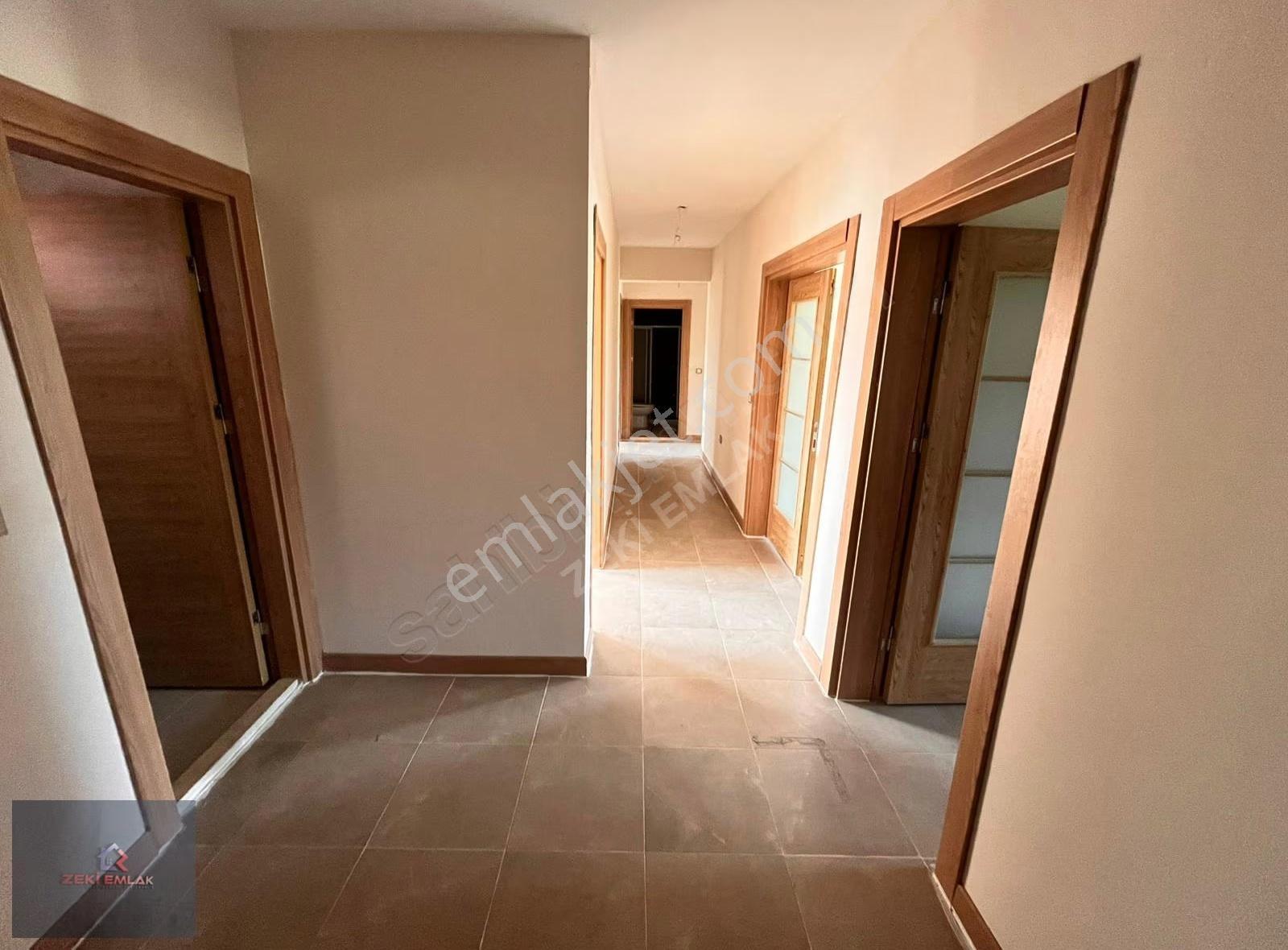 Akgedik Zeki Emlaktan 2.etap Okul Arkasında Kiralık 3+1 Geniş D. - Görsel 3
