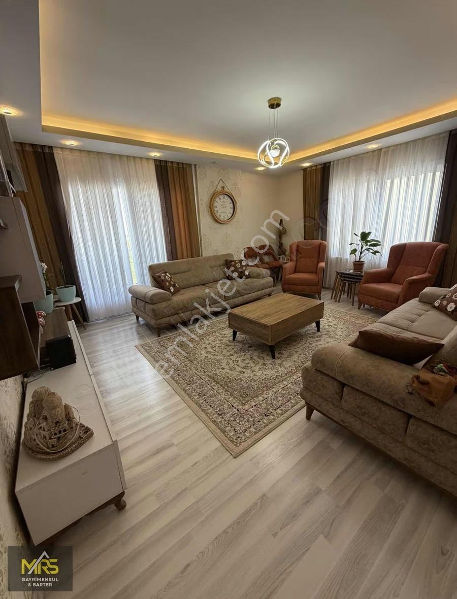 Yalınayak Mah.3+1 Bağımsız Mutfak