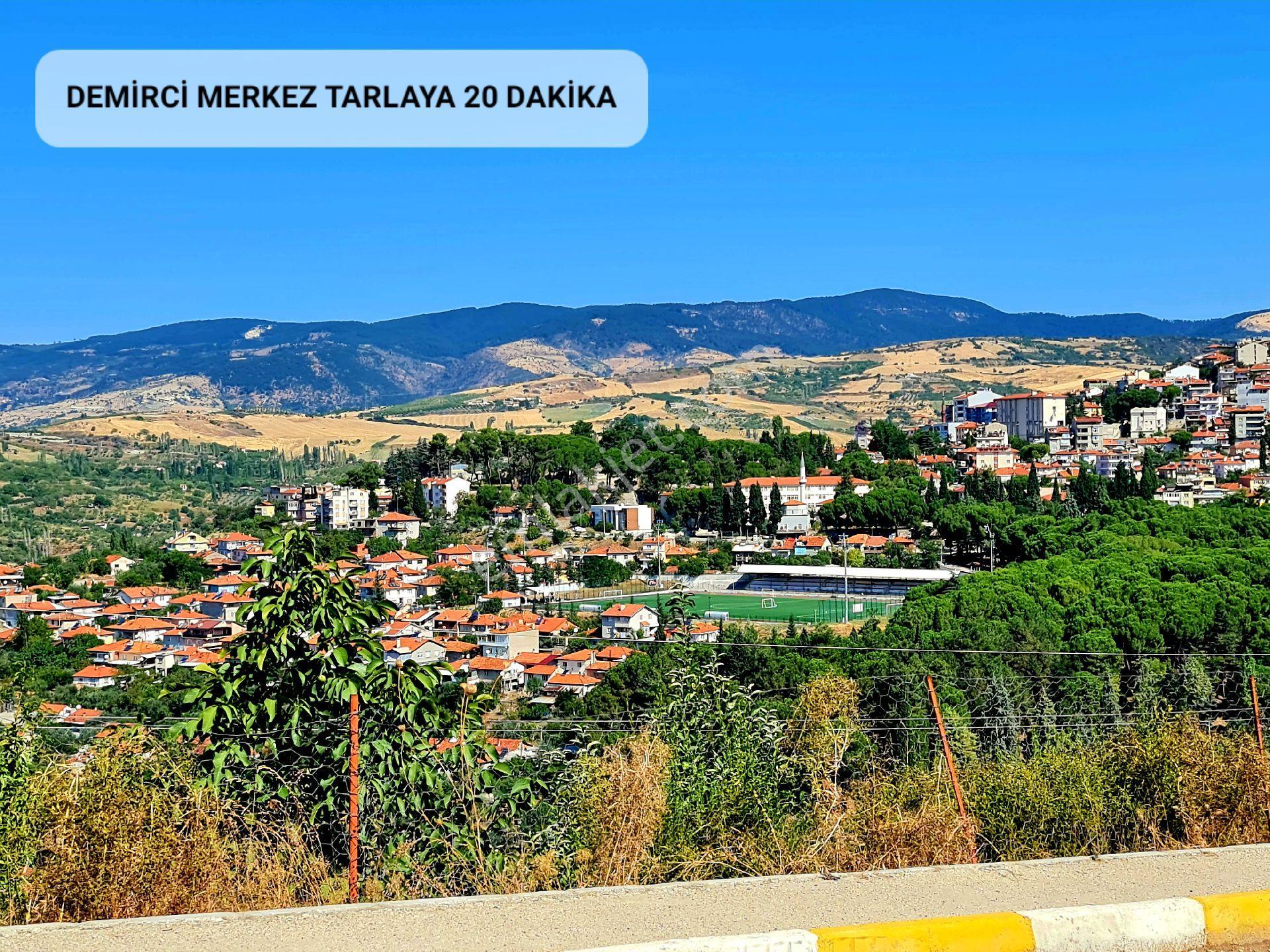 Manisa Demirci Bayramşah'da 1.967 M² Köy Manzaralı Köye 500mt Düz Güzel Uygun Tarla. Açıklamada - Görsel 21
