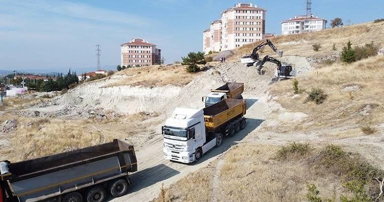 Manisa Demirci Bayramşah'da 1.967 M² Köy Manzaralı Köye 500mt Düz Güzel Uygun Tarla. Açıklamada - Görsel 27