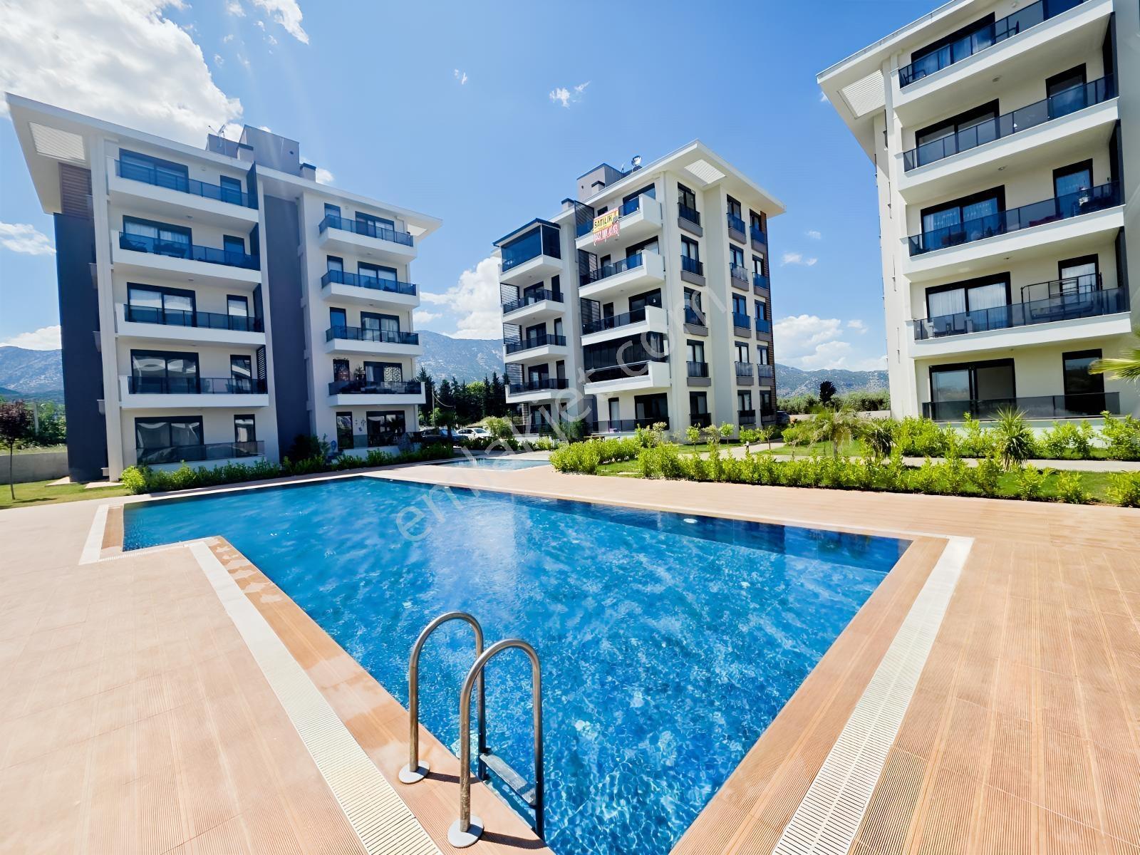 Bu Fiyata 3+1 Yok / Havuz Ve Dağ Manzaralı / Cam Balkonlu - Görsel 20