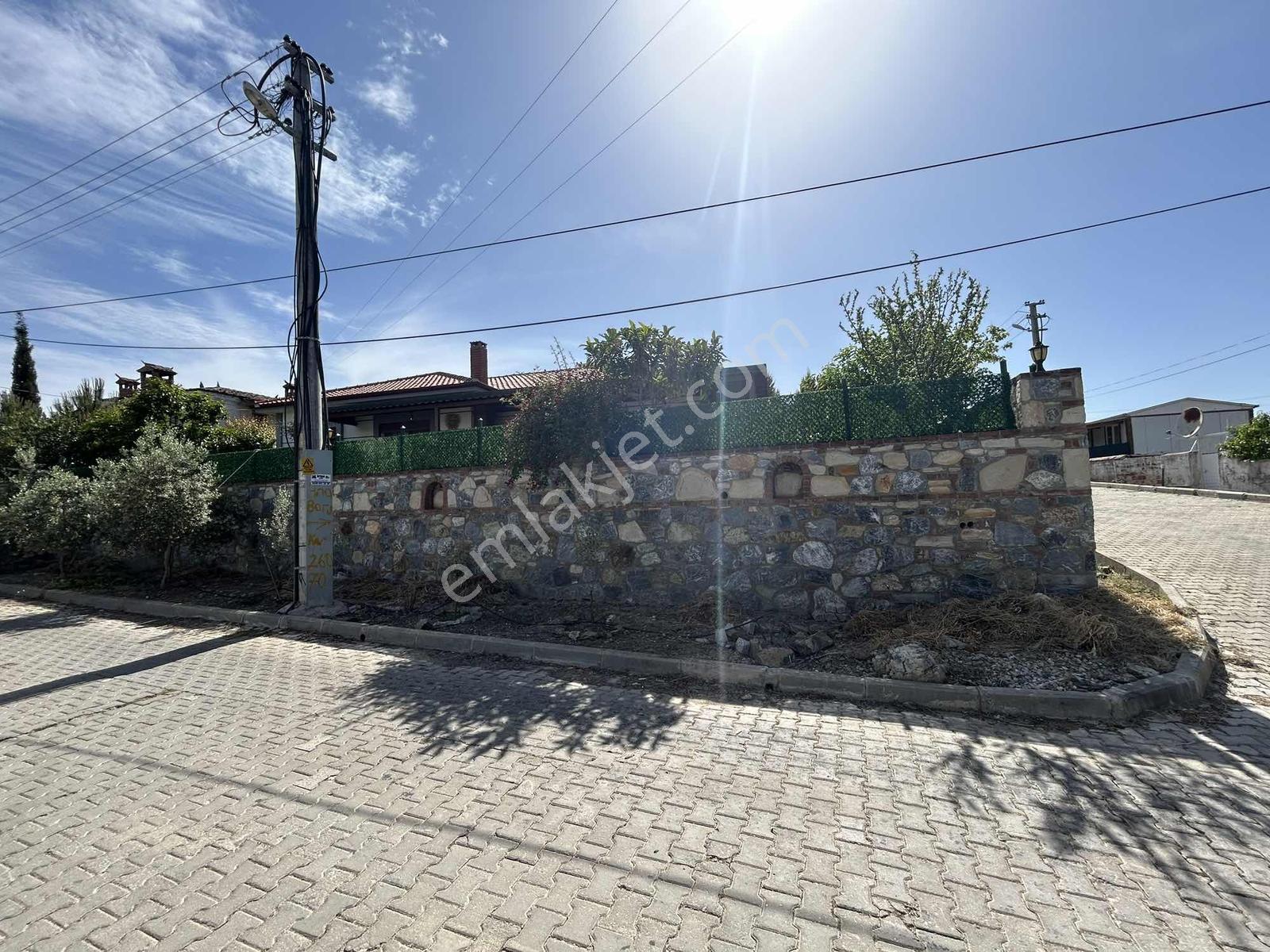 Kuşadası Gökçealan Da Köşe Konum Müstalik Satılık 3+1 Malikhane - Görsel 2