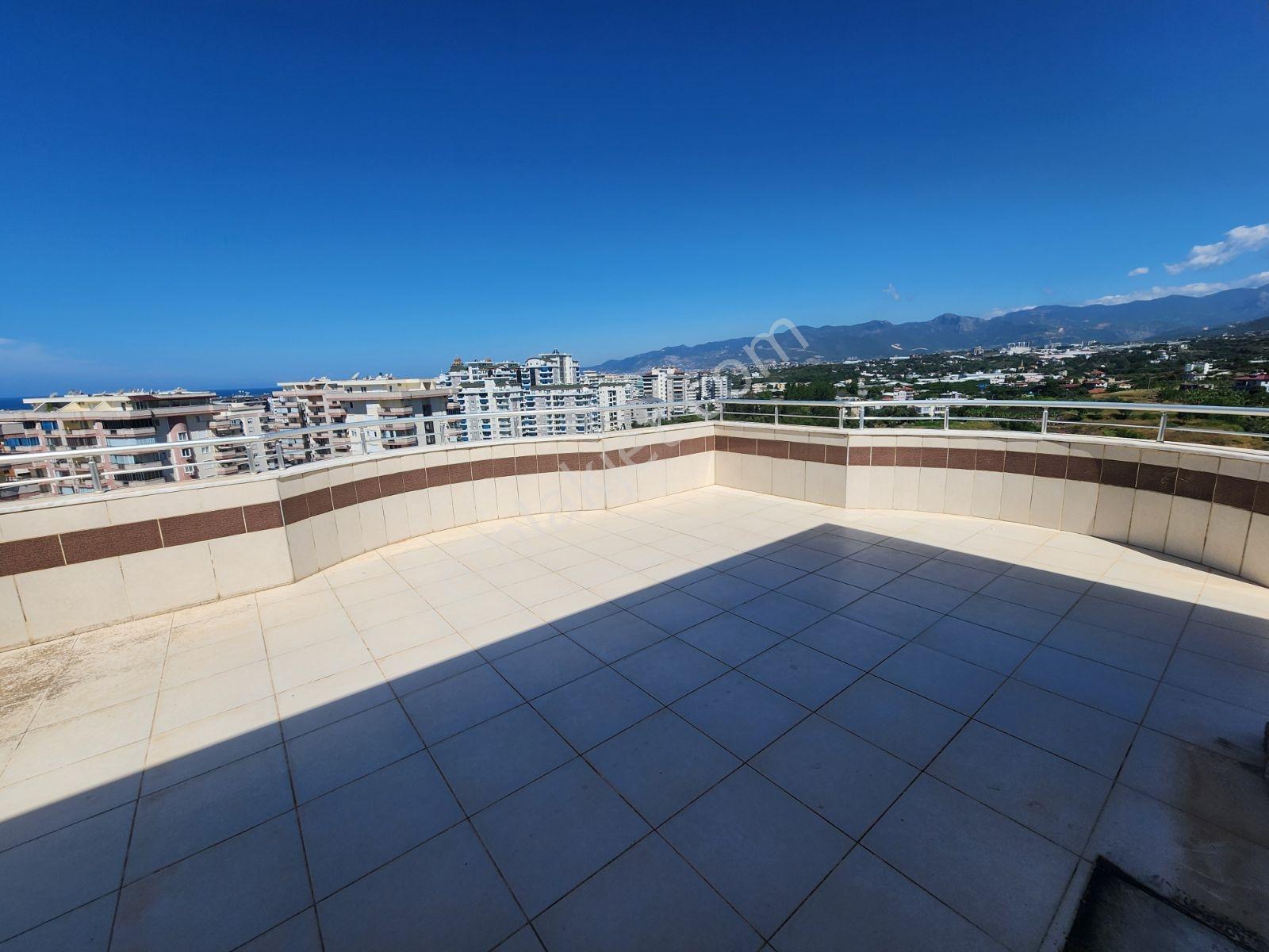 Alanya Mahmutlarda Vatandaşlığa Uygun 240 M2 Dublex Daire - Görsel 35