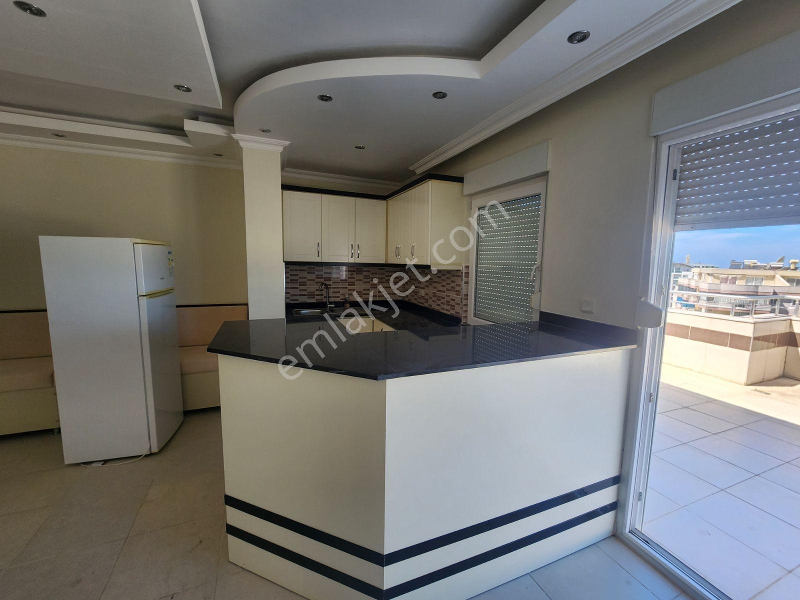 Alanya Mahmutlarda Vatandaşlığa Uygun 240 M2 Dublex Daire - Görsel 2