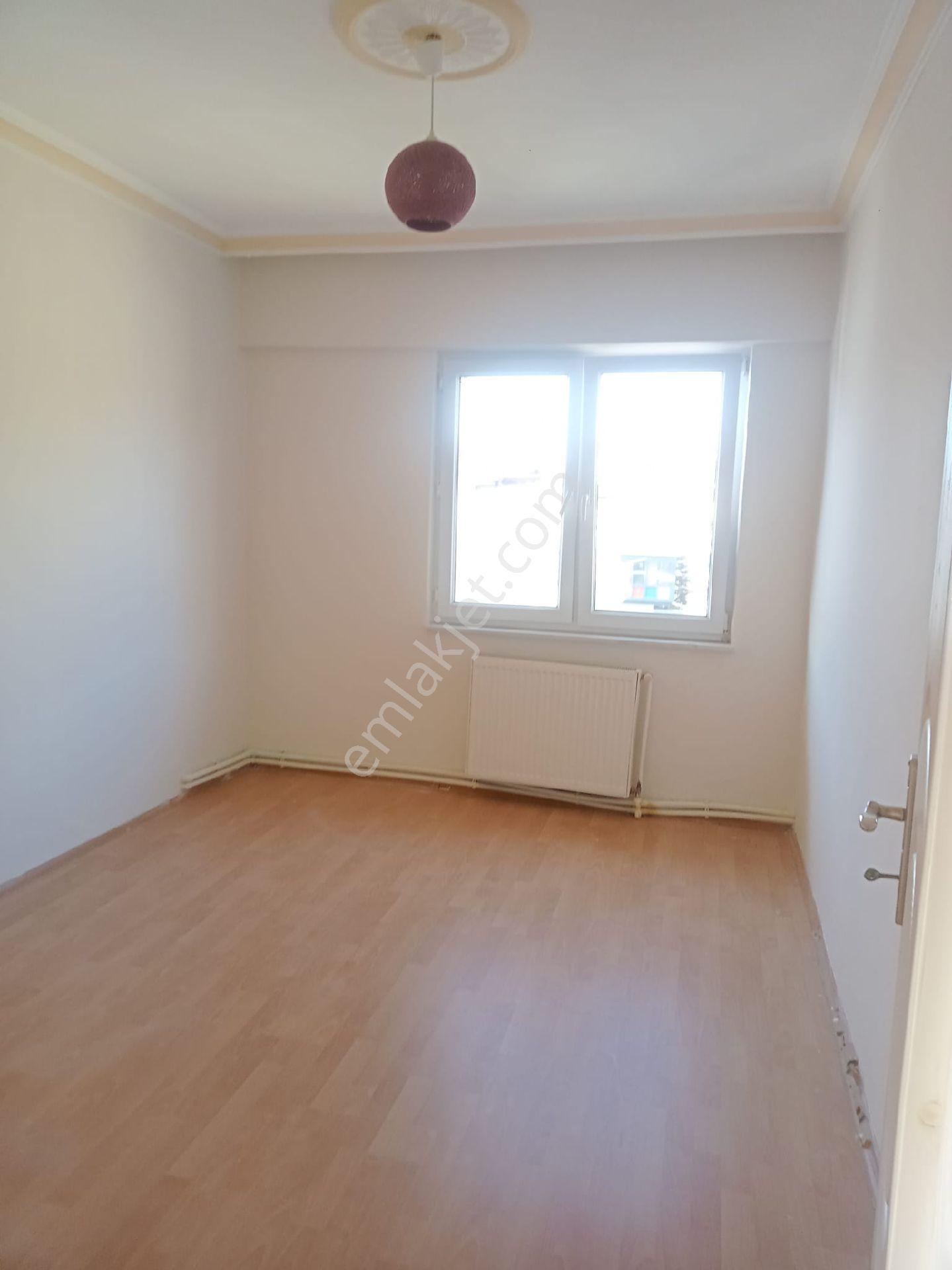 Truva-- Bahçelievler Mah. 1.şenyurt Sokakta 2+1 110 M2 Daire - Görsel 6