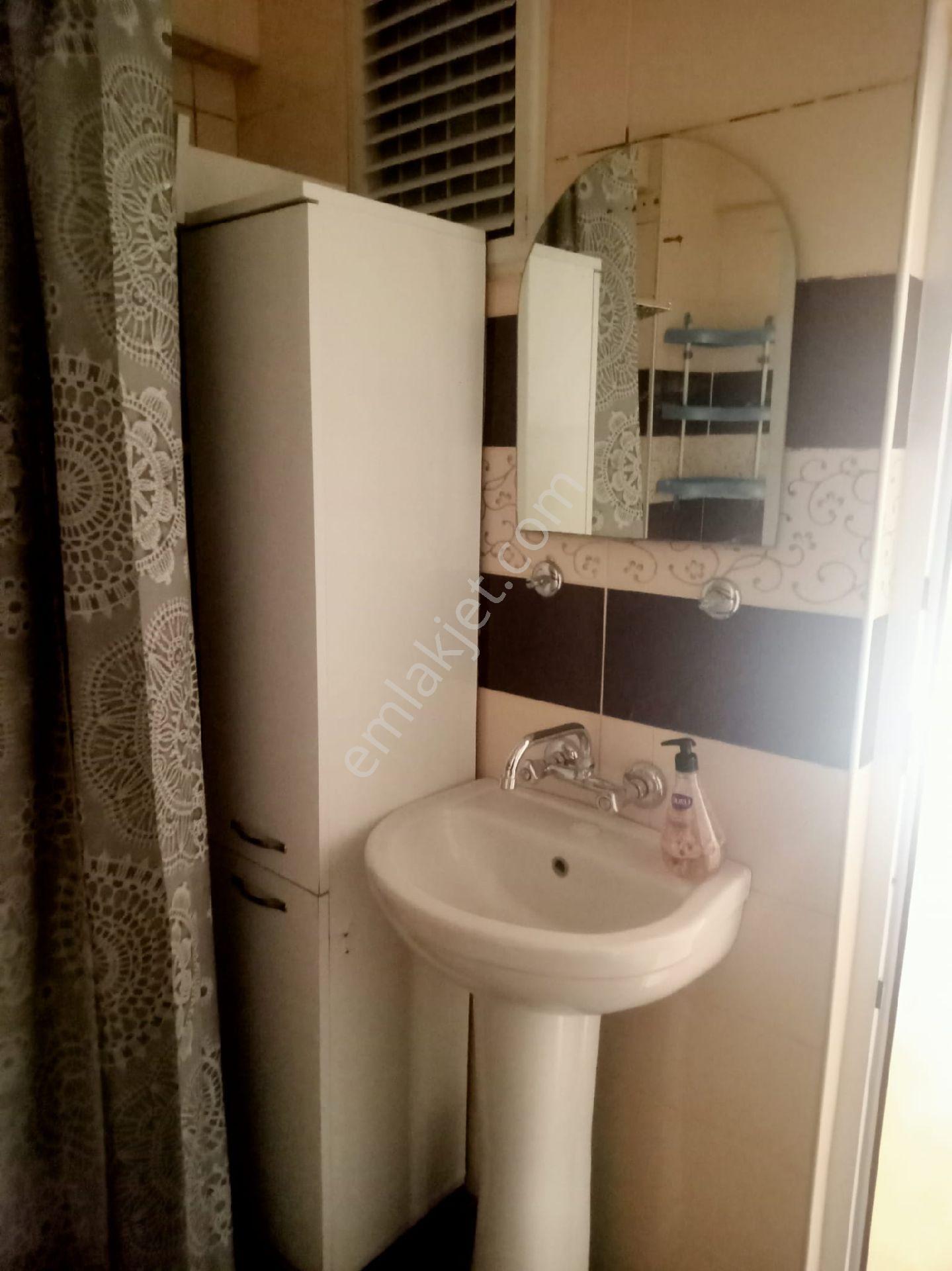 Truva-- Bahçelievler Mah. 1.şenyurt Sokakta 2+1 110 M2 Daire - Görsel 8