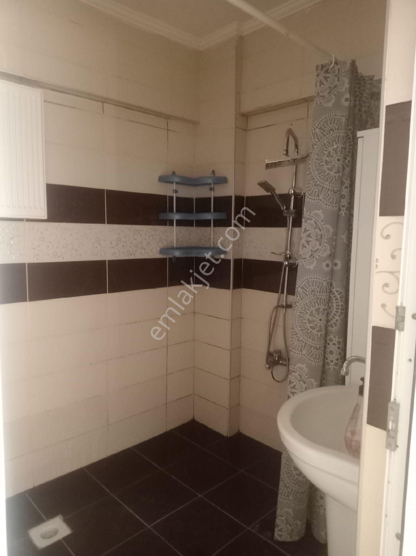 Truva-- Bahçelievler Mah. 1.şenyurt Sokakta 2+1 110 M2 Daire - Görsel 7