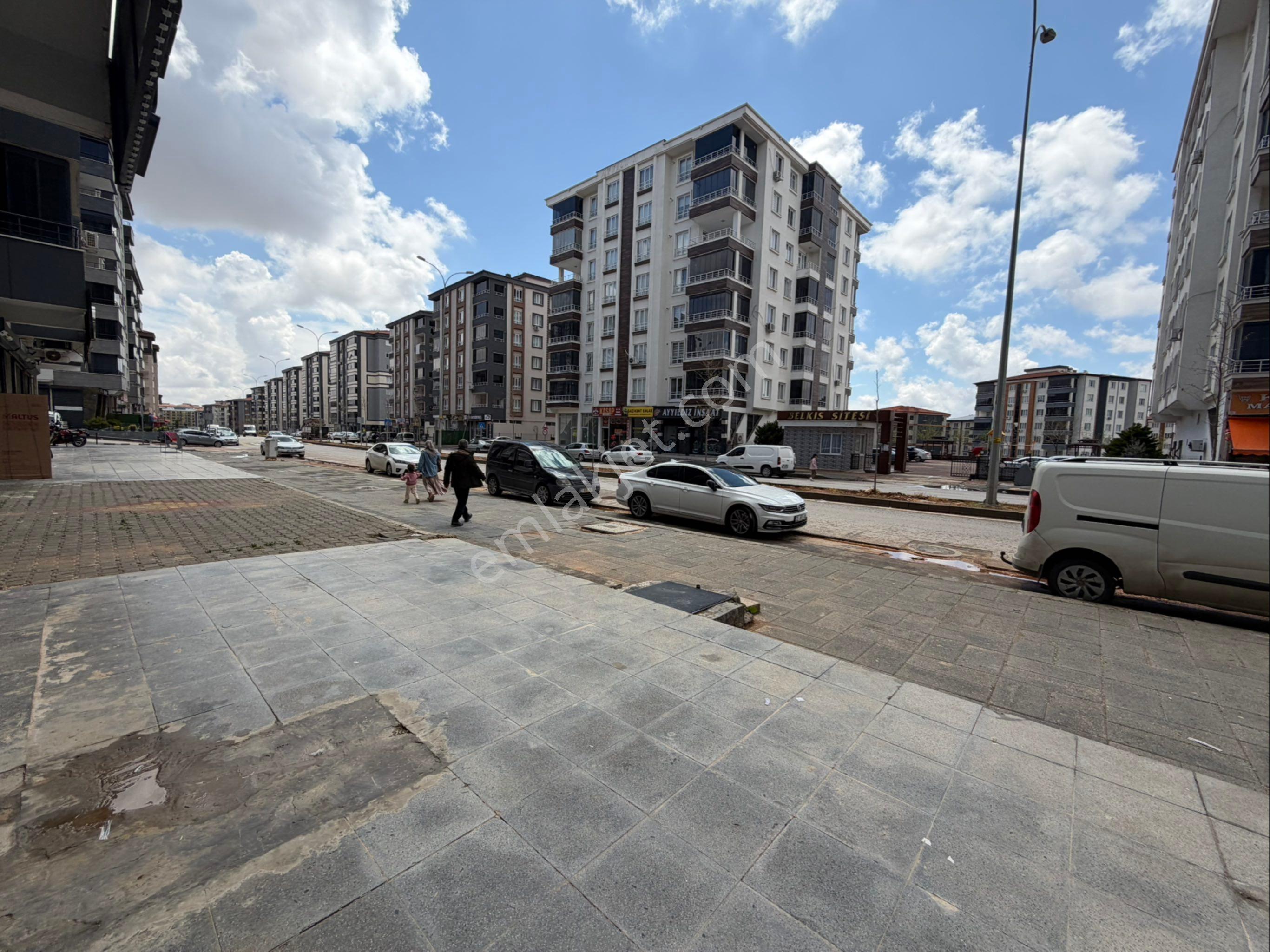 Elçi Gayrimenkul Den Ana Cadde Üzerinde Satılık Dükkan - Görsel 5