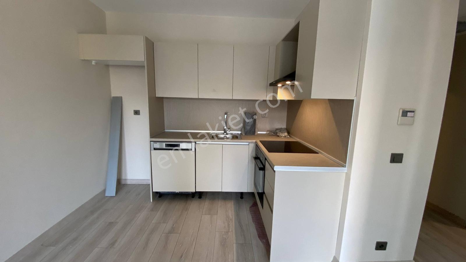 İstanbul'un Yeni Yıldızı Meydan Ardıçlı 1+1 Apartment - Görsel 4
