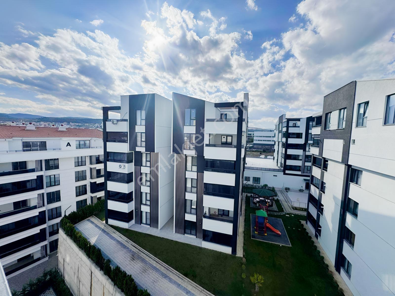 Sıfır, Havuzlu Sitede , Havuz Cepheli, 2+1 Dubleks Daire - Görsel 34