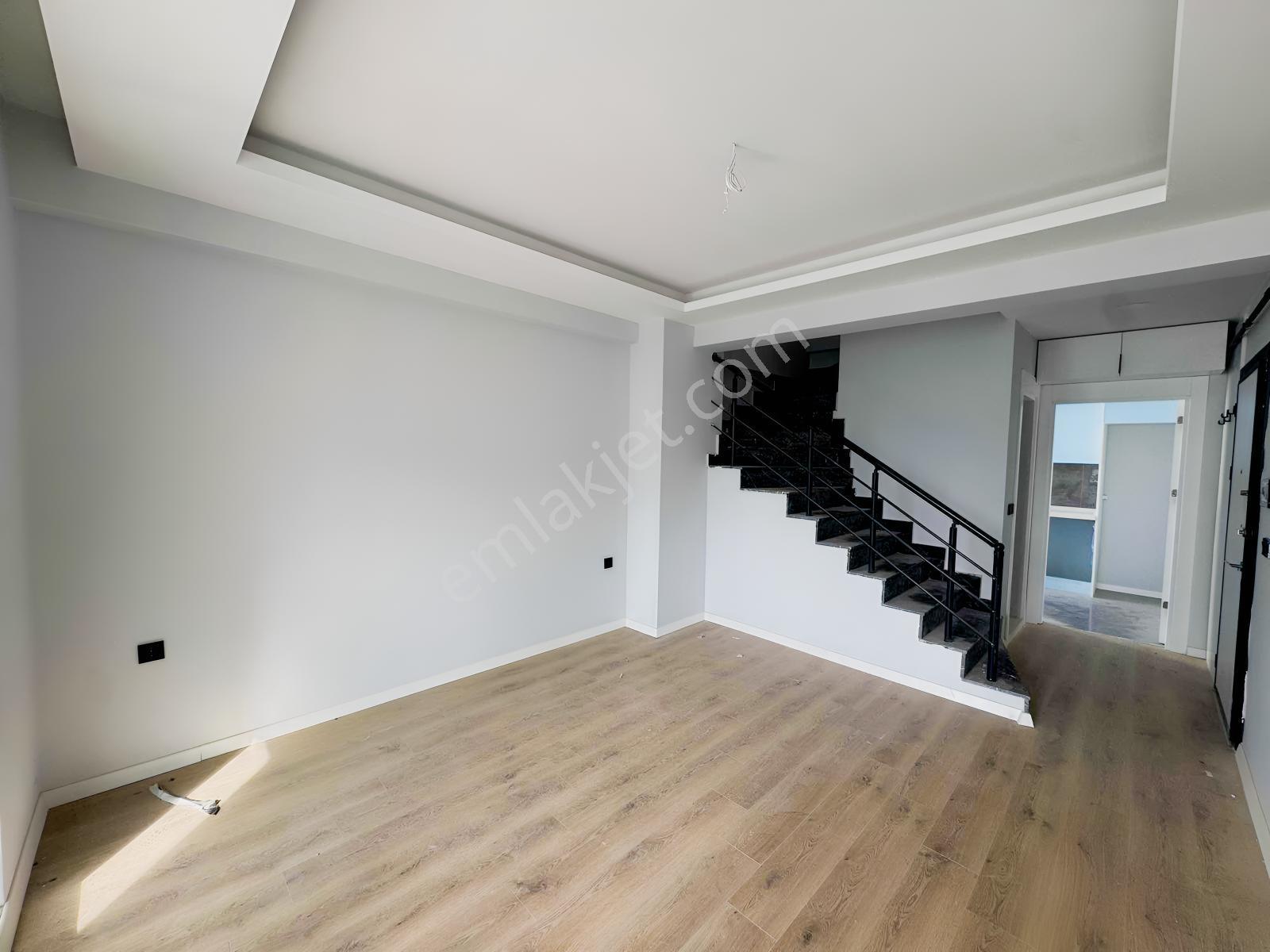 Sıfır, Havuzlu Sitede , Havuz Cepheli, 2+1 Dubleks Daire - Görsel 7