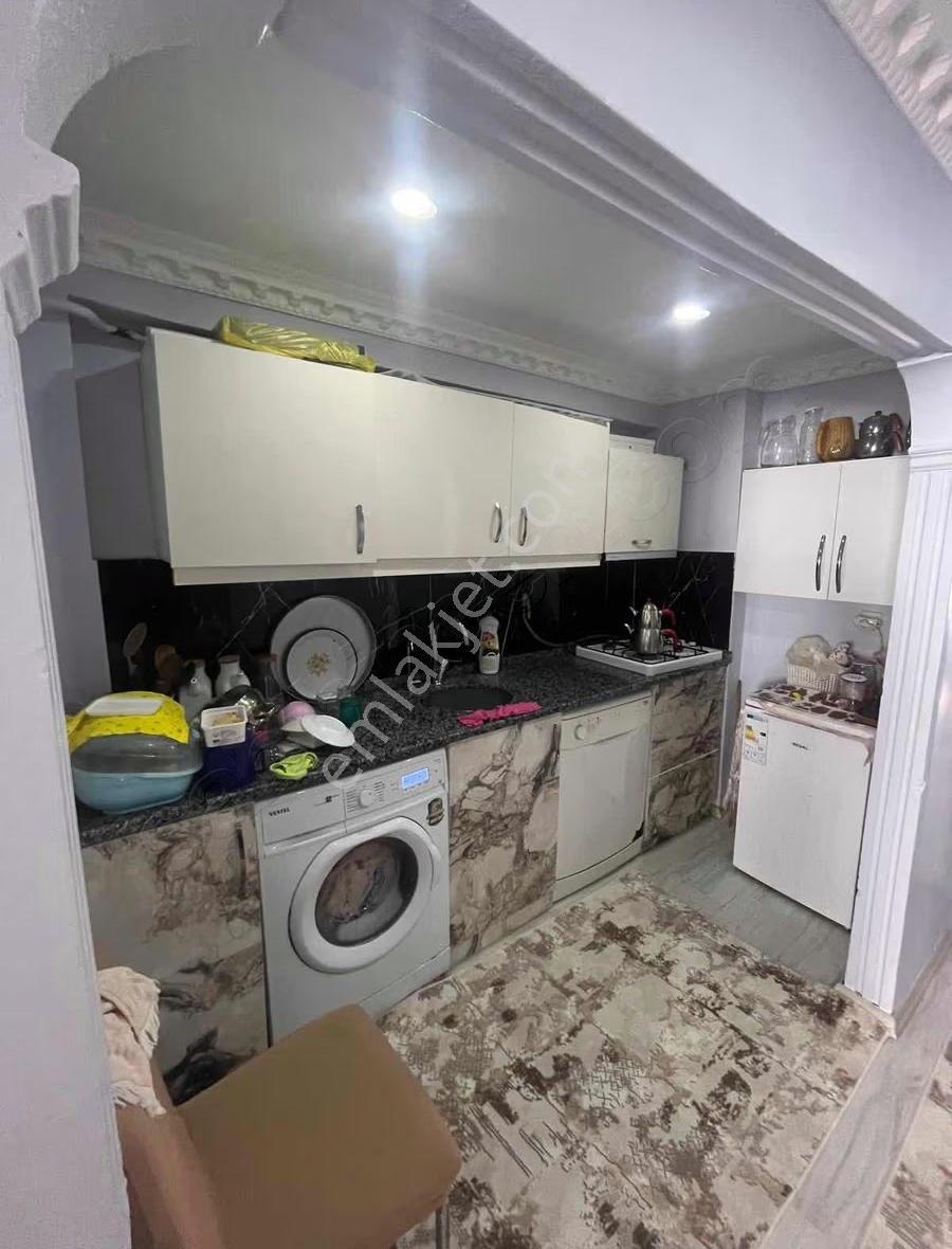 Gemlik Merkezde İstiklal Caddesi Sahil Dibi Eşyalı Fırsat Daire - Görsel 14