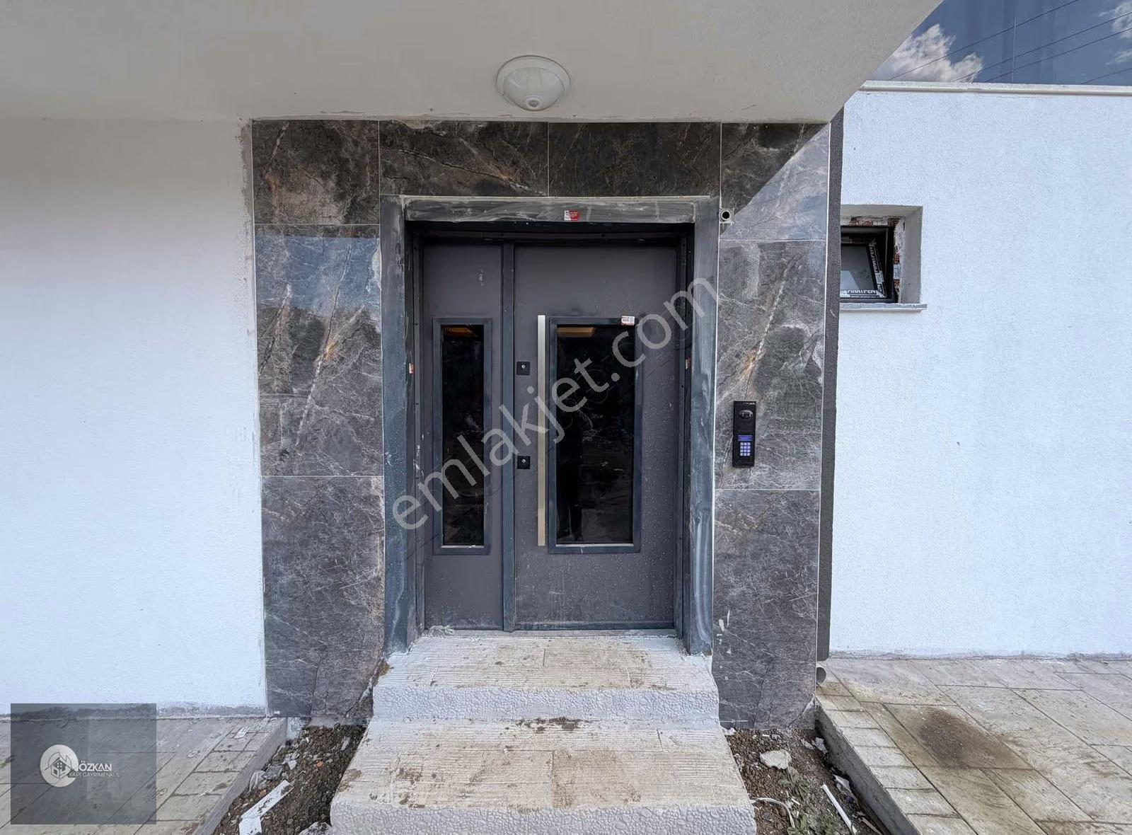 Pamuklu Bulvarında Deniz Manzaralı-iskanlı Daire - Görsel 2