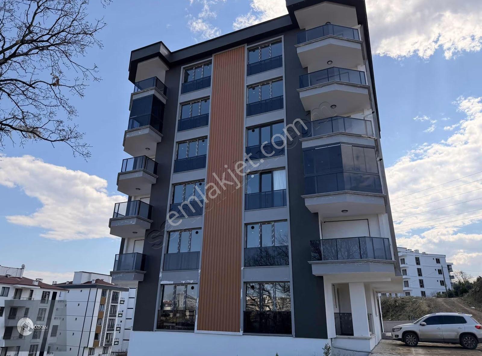 Pamuklu Bulvarında Deniz Manzaralı-iskanlı Daire - Görsel 27