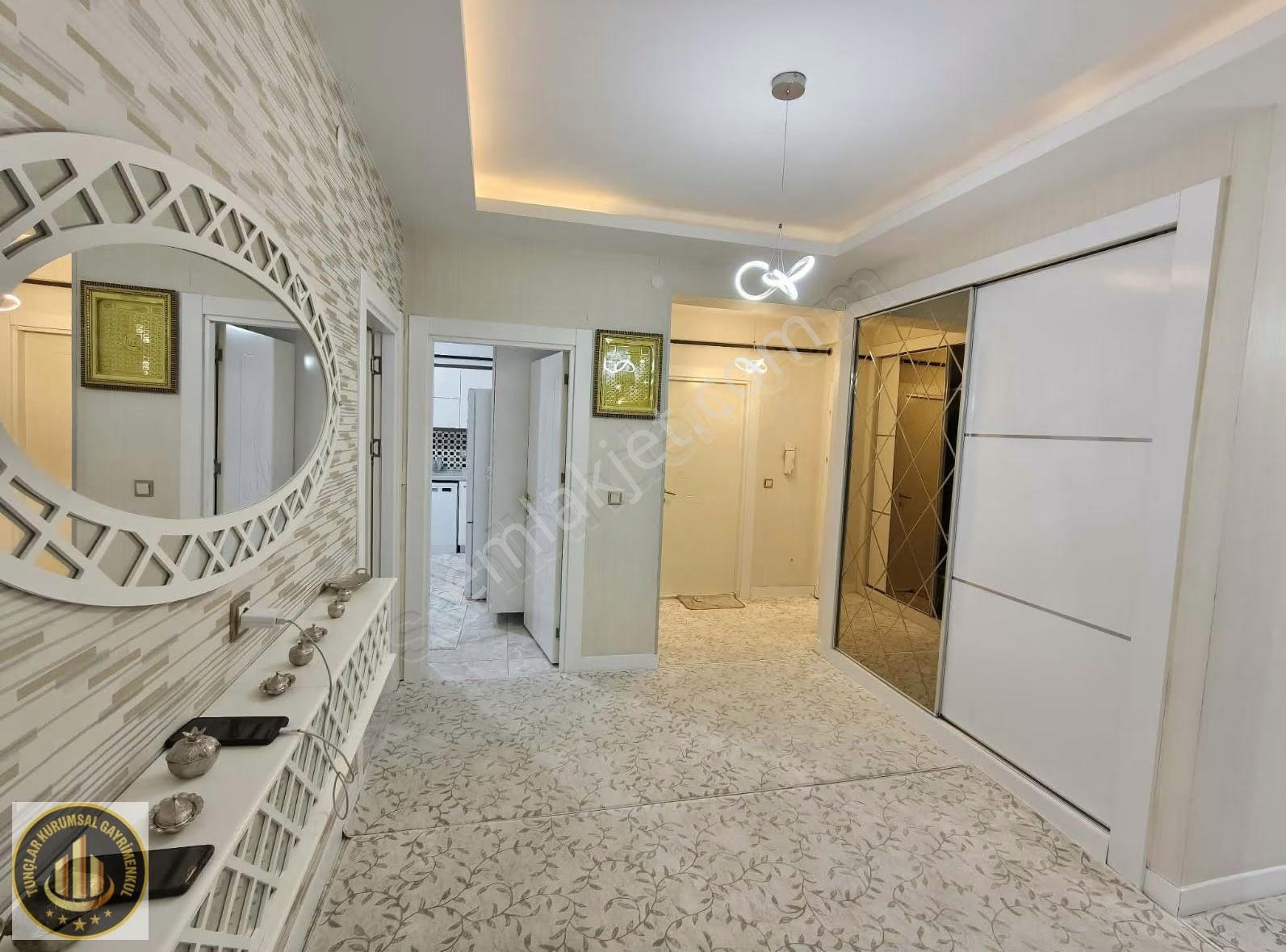 Millet Bahçesi Civarında Bakımlı 3+1 Daire - Görsel 13