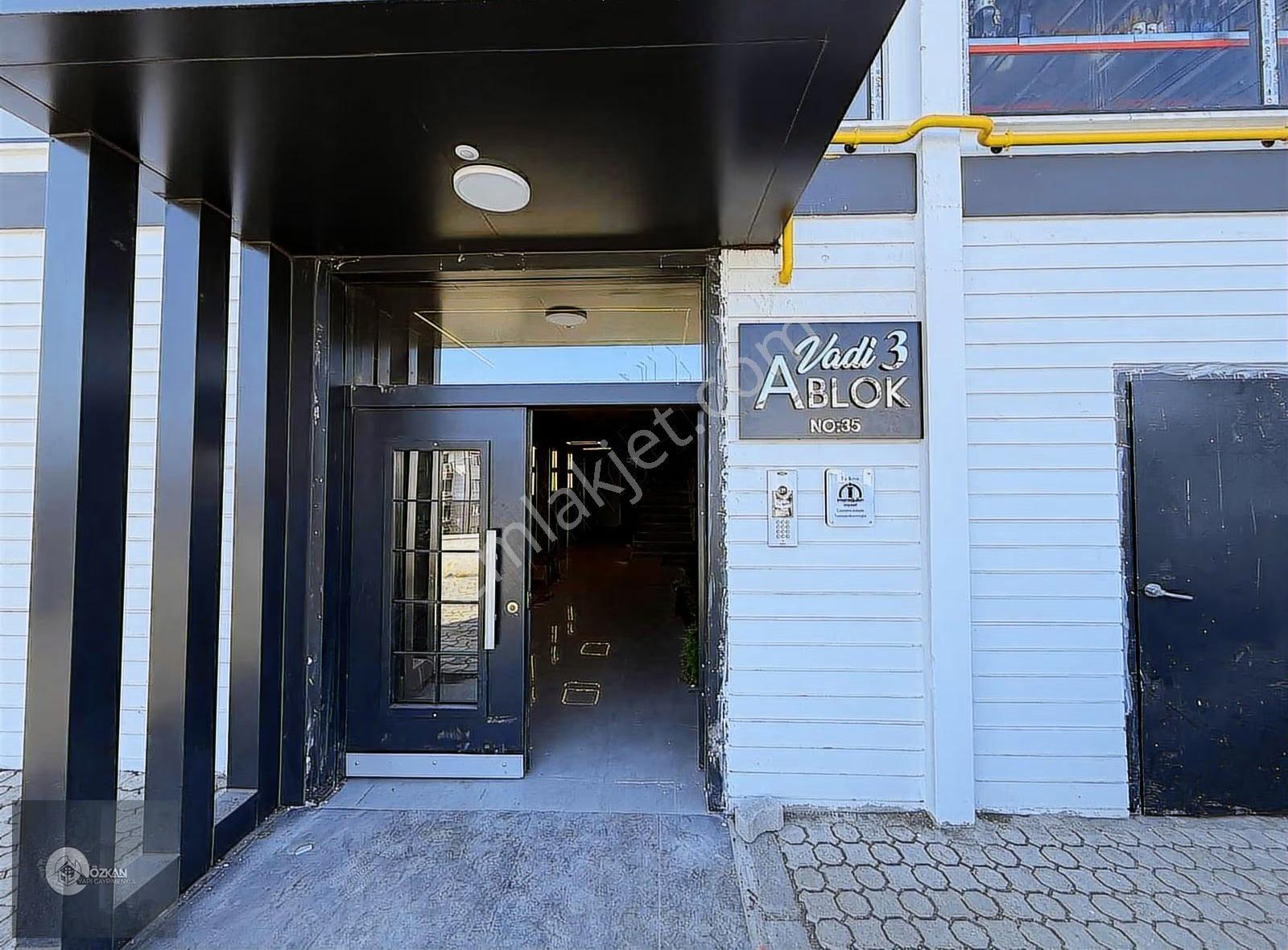 Pamuklu Bulvarına Cephe Deniz Manzaralı Sıfır Eşyalı Kiralık 1+1 - Görsel 4