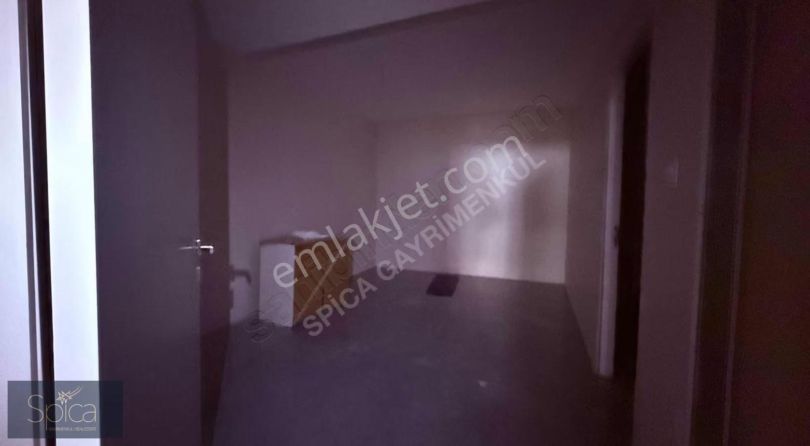 Karşıyaka Çarşıda Kiralık Dükkan - Görsel 6