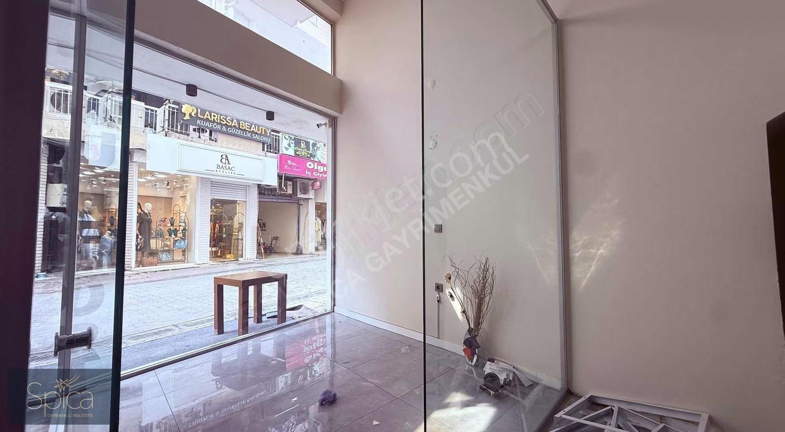 Karşıyaka Çarşıda Kiralık Dükkan - Görsel 5