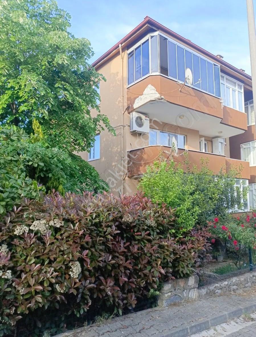 ""gazi Emlak""durukent Sitesi 3+1 Ygiriş 145m 3 Cephe 2006 Yapım - Görsel 32