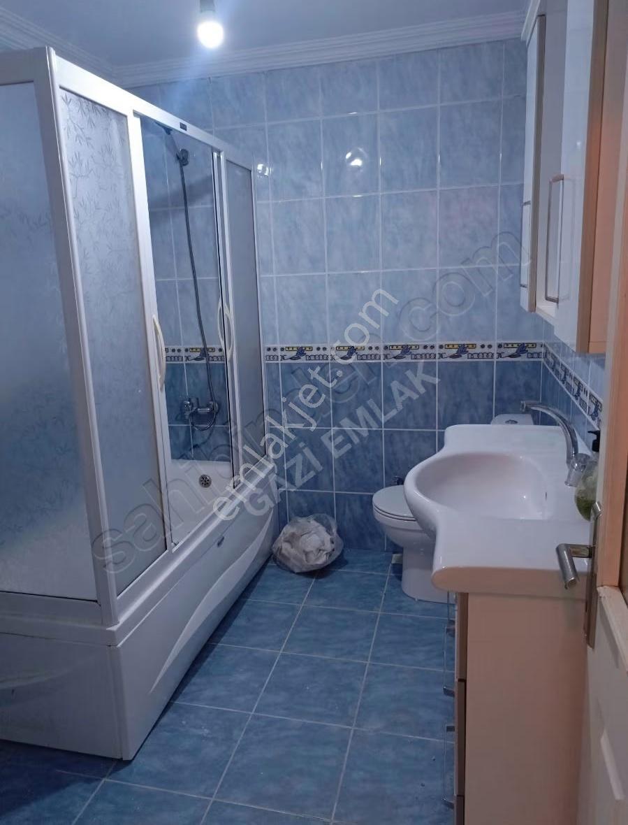 ""gazi Emlak""durukent Sitesi 3+1 Ygiriş 145m 3 Cephe 2006 Yapım - Görsel 23