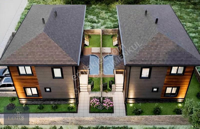 İzmit Merkezde Havuzlu Doğa Manzaralı 200m2 Bahçeli Lüks Villa - Görsel 12