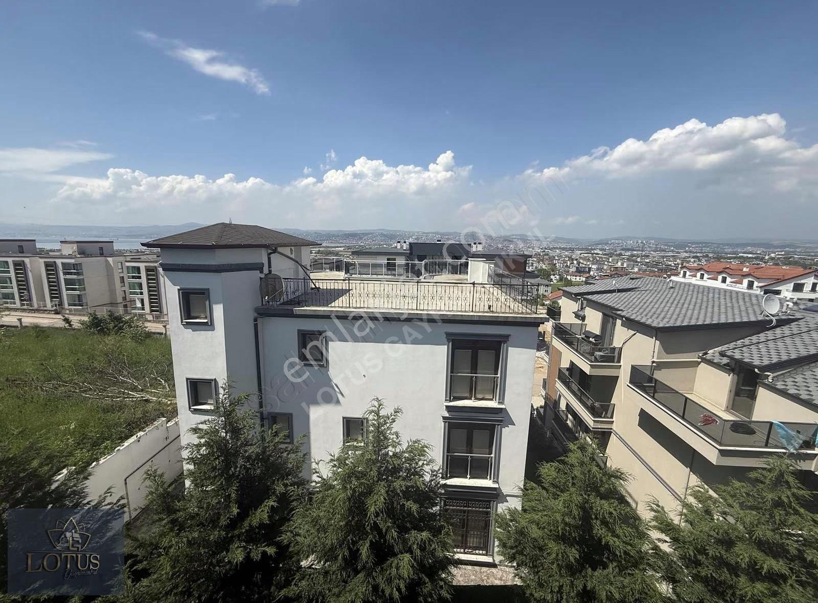 Başiskele Yeşilyurt'ta Deniz Manzaralı 2+1 Kiralık Arakat Daire - Görsel 6
