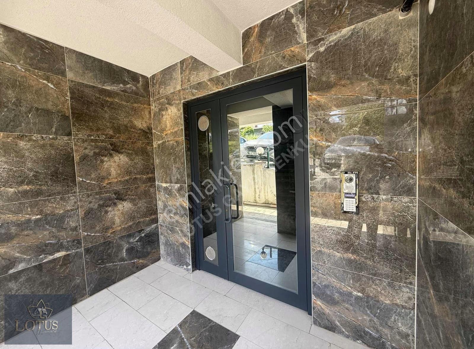 Başiskele Yeşilyurt'ta Deniz Manzaralı 2+1 Kiralık Arakat Daire - Görsel 10