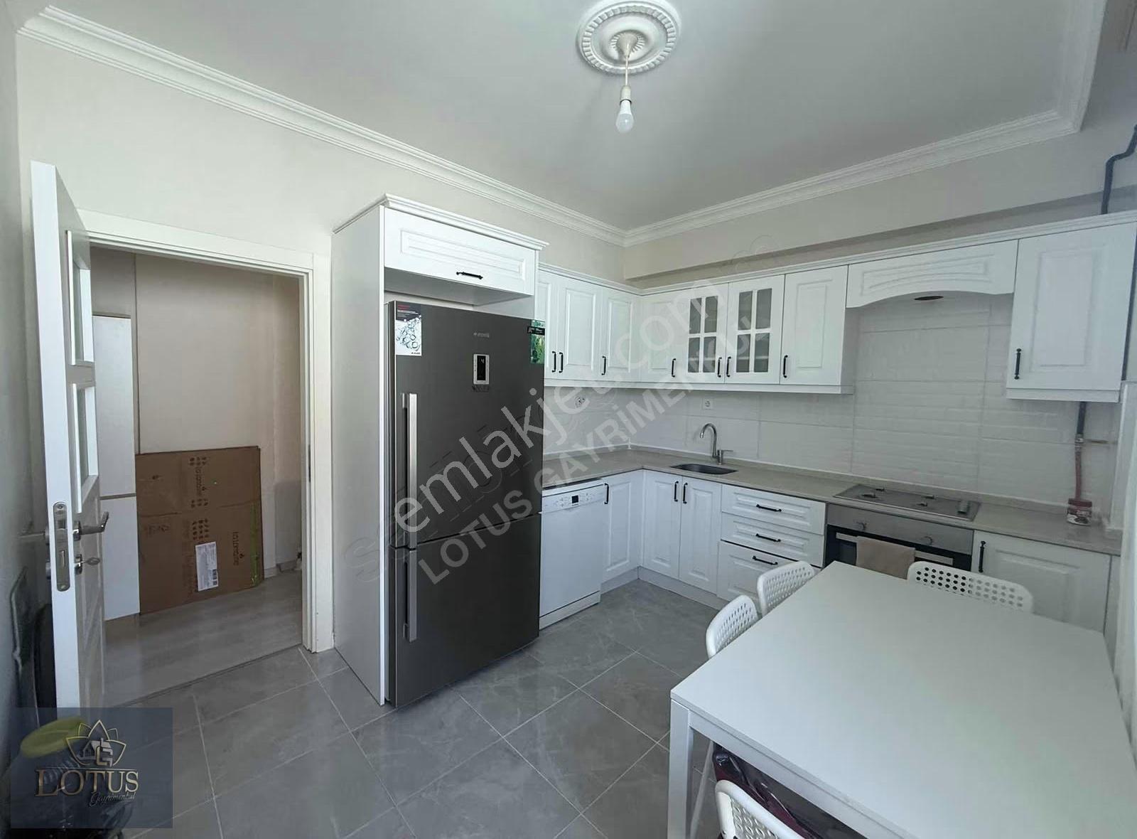 Başiskele Yeşilyurt'ta Deniz Manzaralı 2+1 Kiralık Arakat Daire - Görsel 14