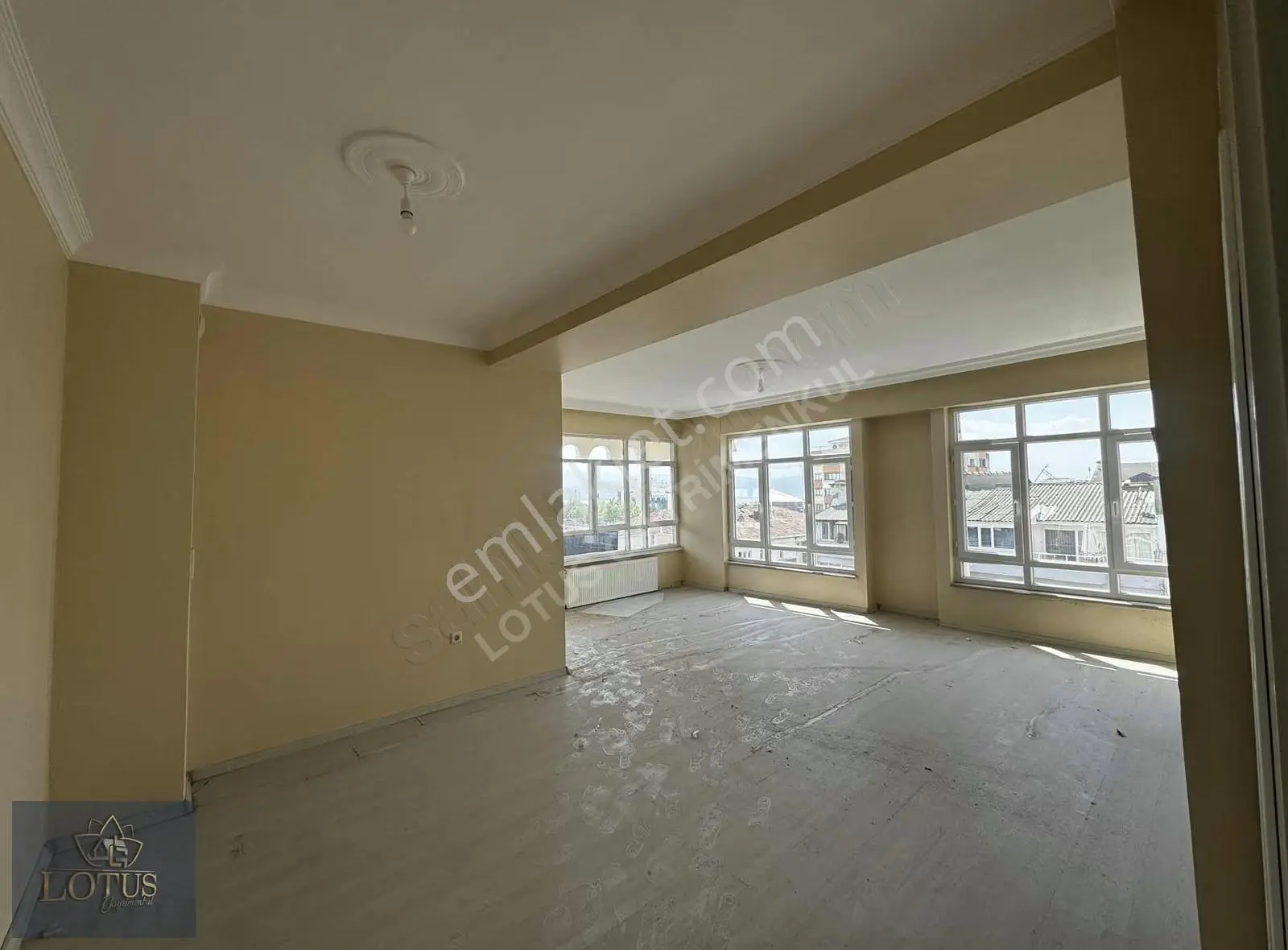 İzmit Leyla Atakan Caddesi 3+1 Arakat Bakımlı Kiralık Daire - Görsel 4