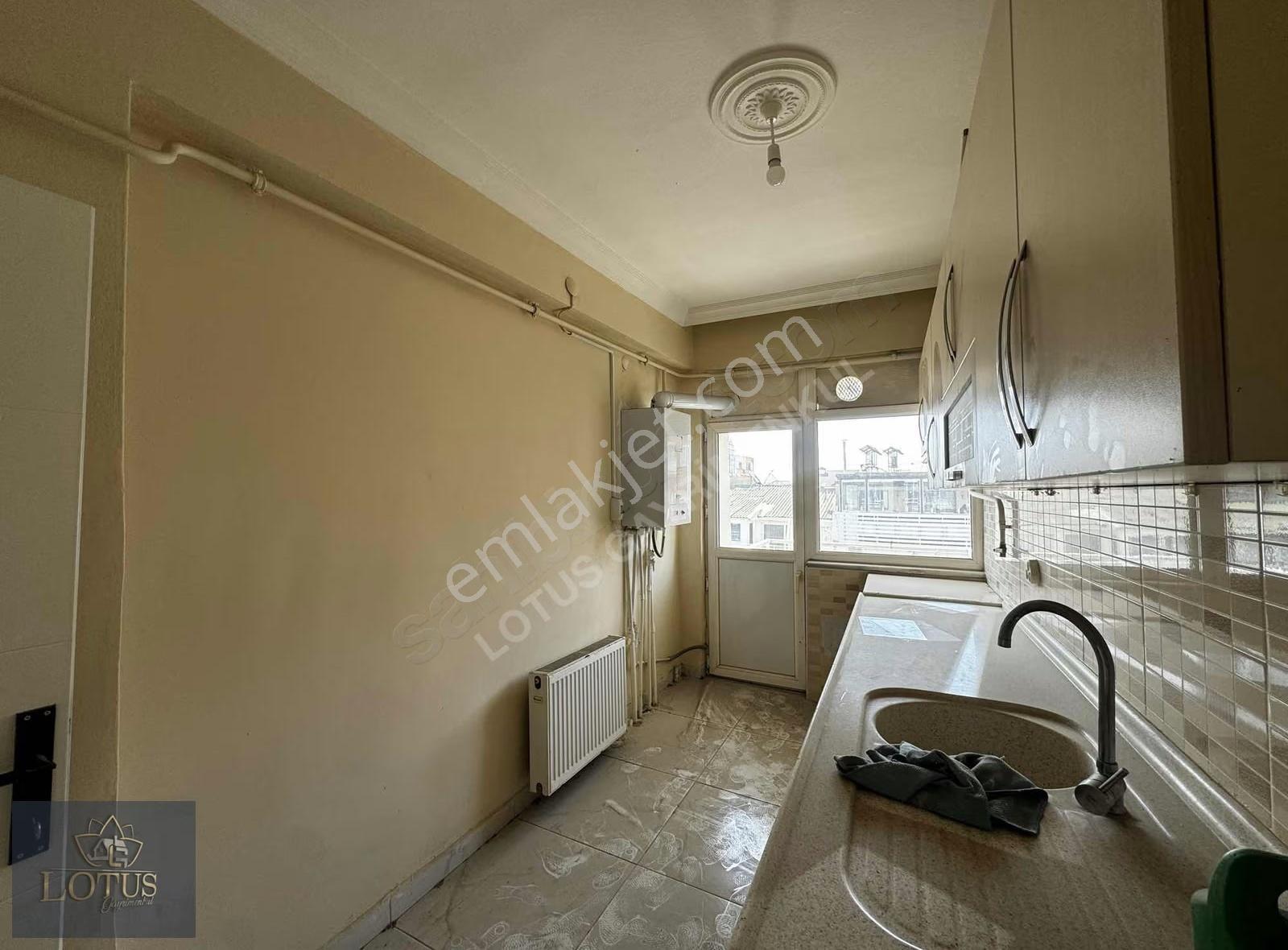 İzmit Leyla Atakan Caddesi 3+1 Arakat Bakımlı Kiralık Daire - Görsel 14