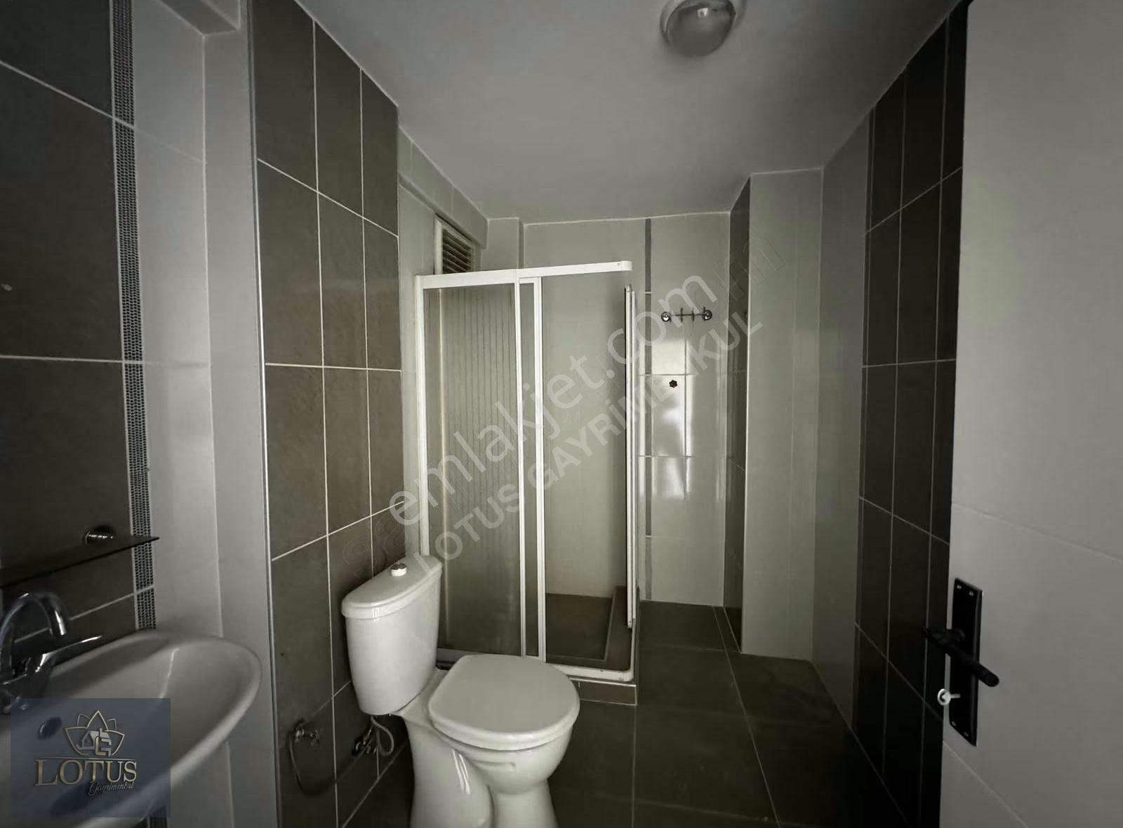 İzmit Leyla Atakan Caddesi 3+1 Arakat Bakımlı Kiralık Daire - Görsel 33