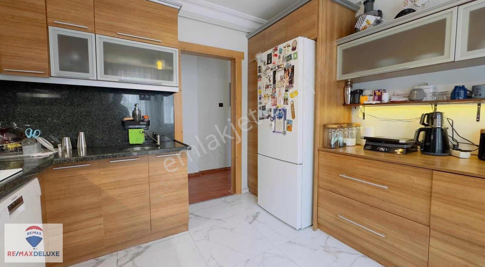 Full Deniz Manzaralı Asansörlü Binada Satılık 3+2 Loft Daire - Görsel 15
