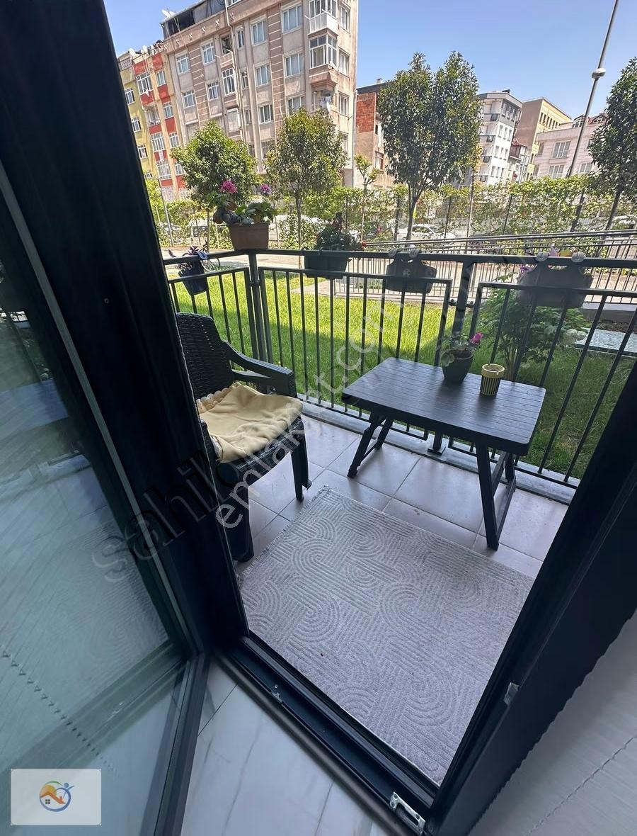 Zeytinburnu Meydan Evlerinde 2+1 Bahçe Katı Satılık Daireler - Görsel 7