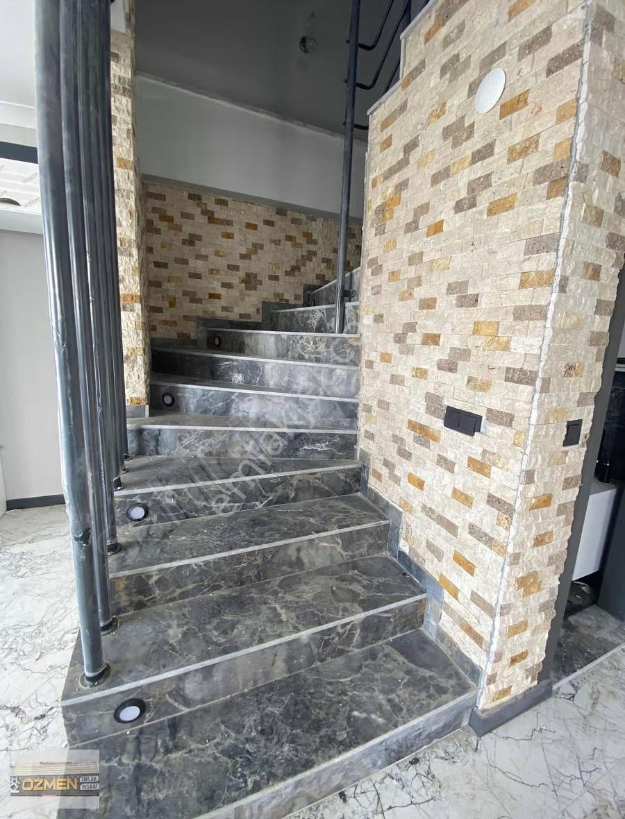 Kocaali Alandere'de Sıfır, Havuzlu, 4+1 Tripleks Villa Kiralık! - Görsel 9