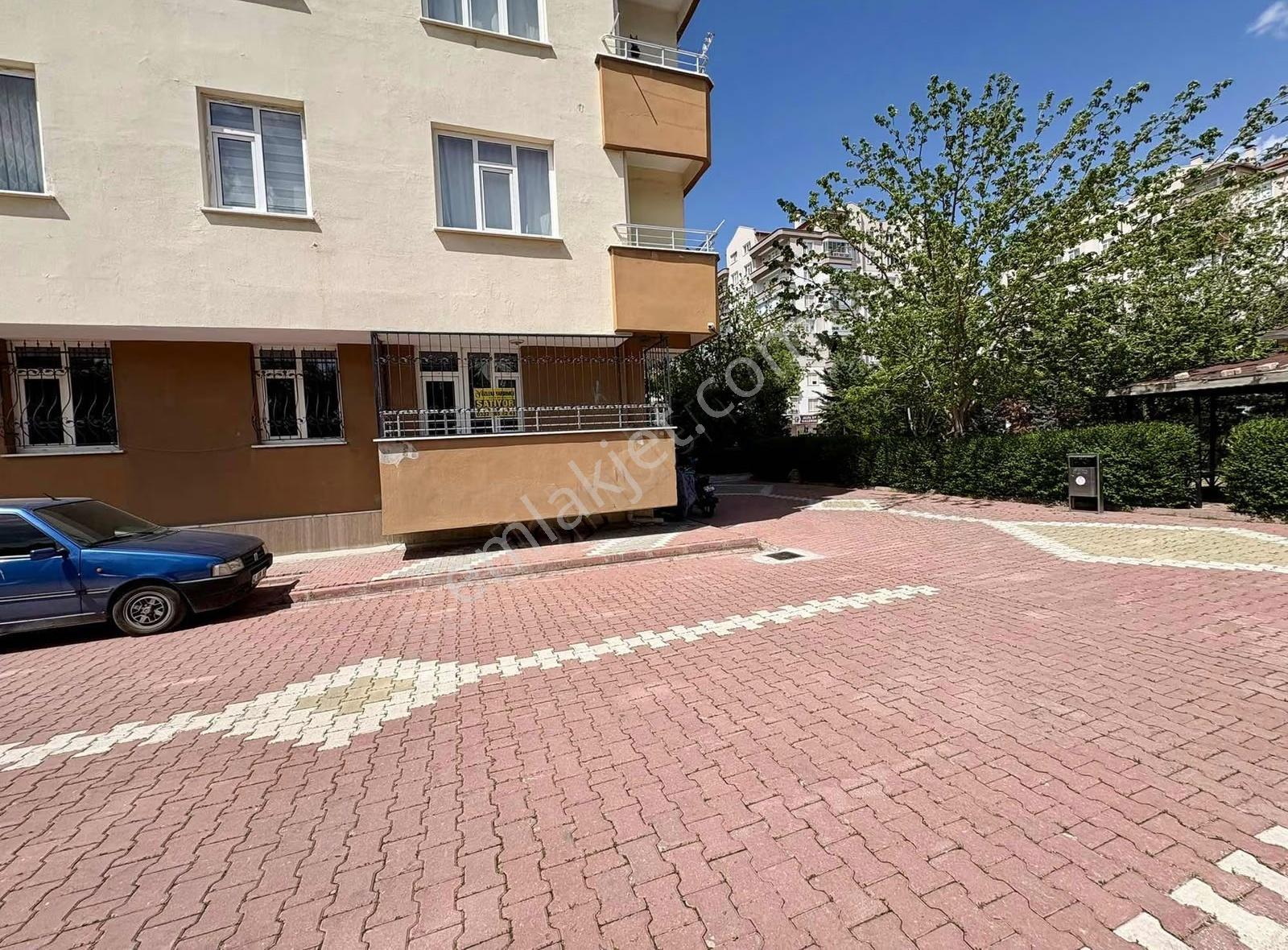 Özlemyardımcı'dan Stadyum Karşısı İfa Sitesinde Kiralık3+1 Daire - Görsel 11
