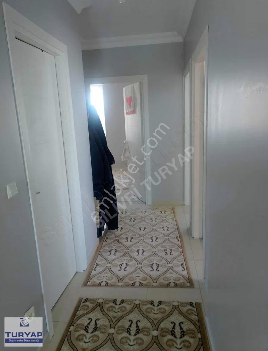 Silivri Yeni Mahalle'de Satılık 3+1, 125m² Ara Kat Daire - Görsel 8